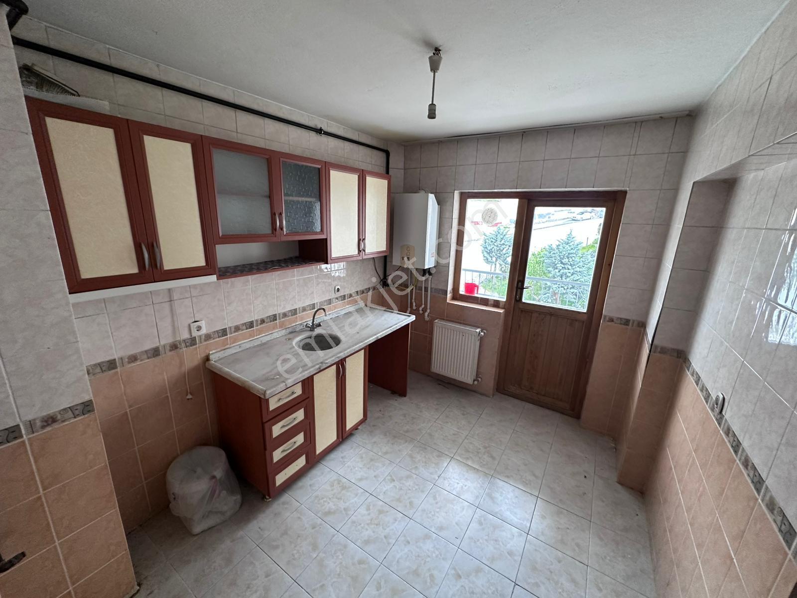 (1232) Keçiörende Cadde Kenarında Orta Kat 3+1 Satılık Daire - Görsel 6