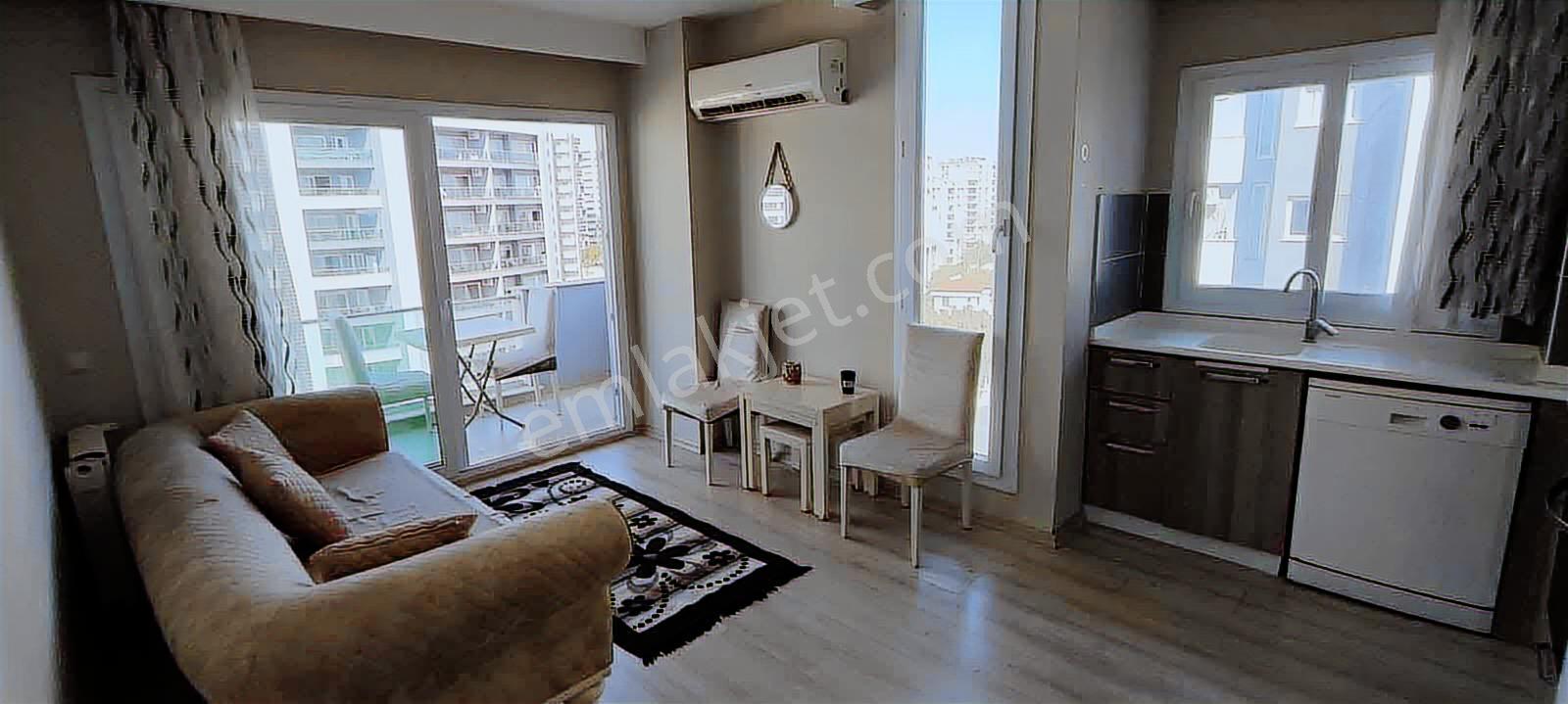 Fa'dan Çiftlikköy'de Havuzlu Sitede Kiralık Eşyalı 1+1 Daire