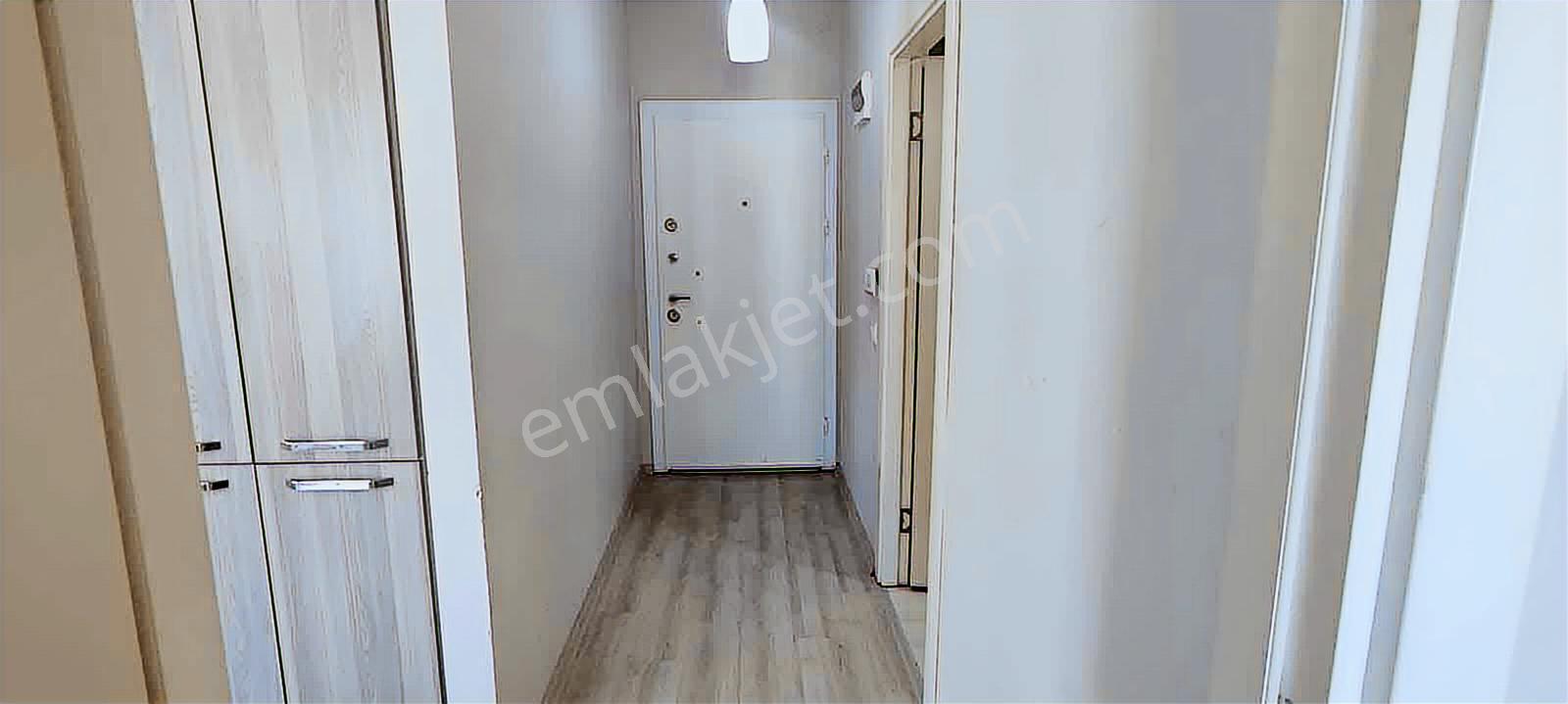 Fa'dan Çiftlikköy'de Havuzlu Sitede Kiralık Eşyalı 1+1 Daire - Görsel 28