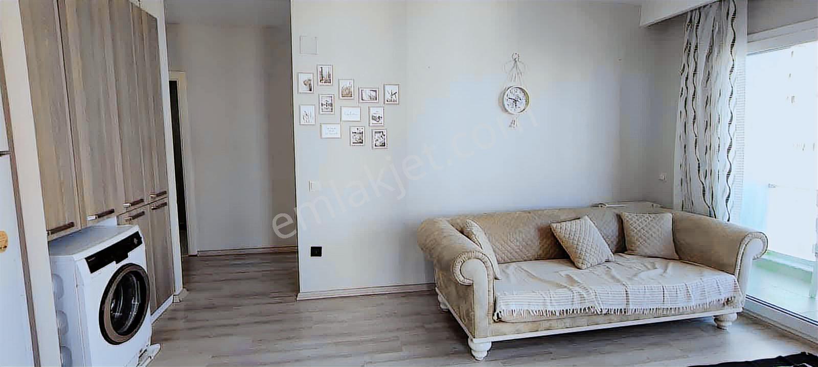Fa'dan Çiftlikköy'de Havuzlu Sitede Kiralık Eşyalı 1+1 Daire - Görsel 18