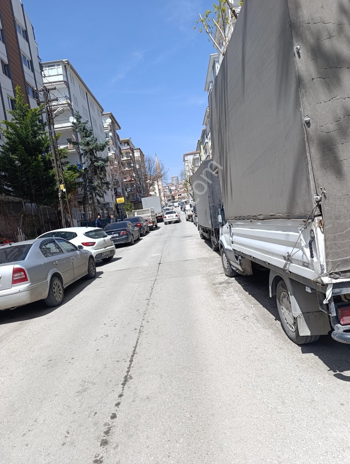 Kuzey Emlak'tan 2. Cadde Üzeri Metroya Yakın 40 M2 Dükkan - Görsel 10