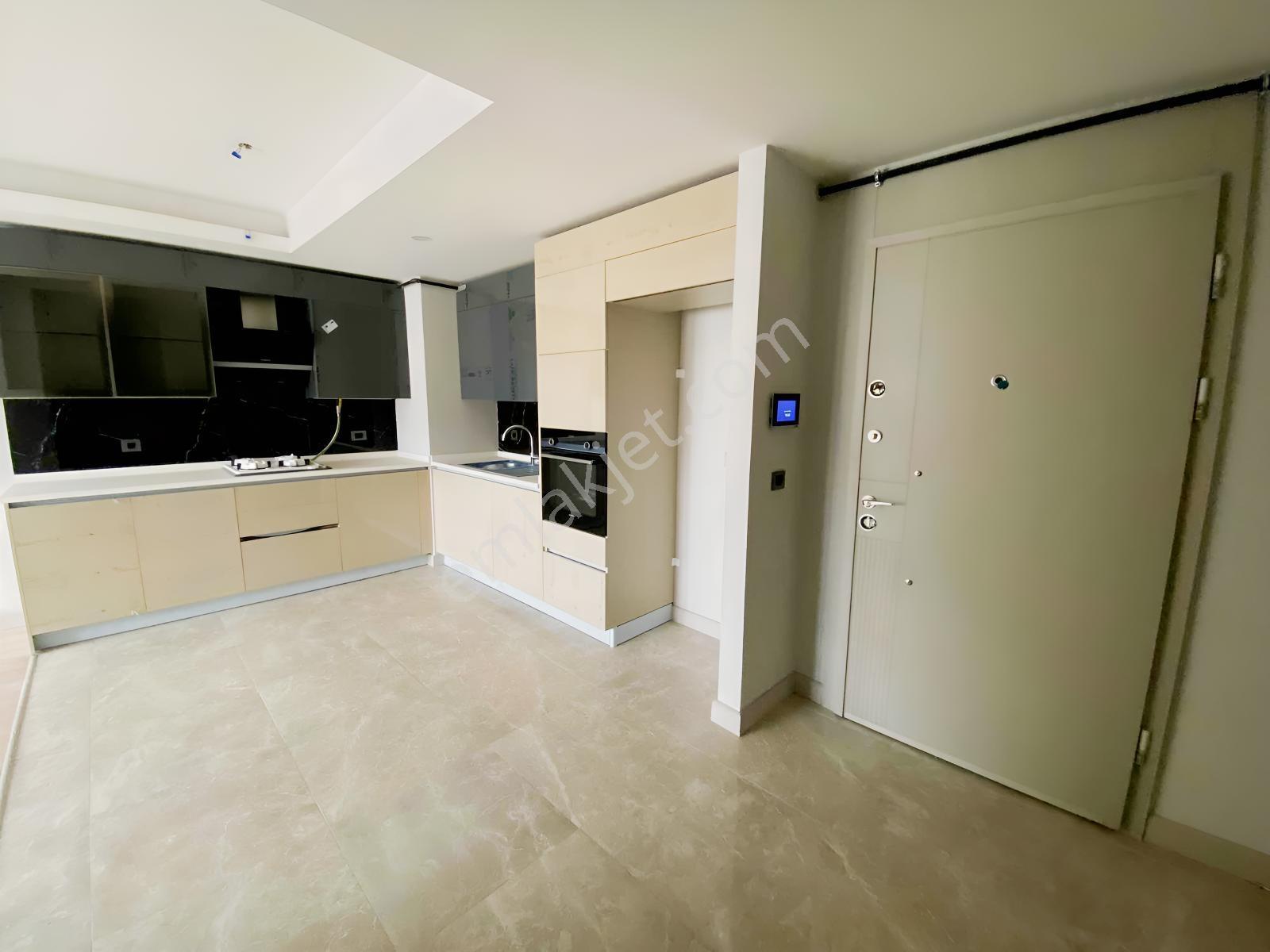 Referans Beylikdüzü Kiralık Sıfır 2+1 77 M2 Peyzaj Cephe - Görsel 4