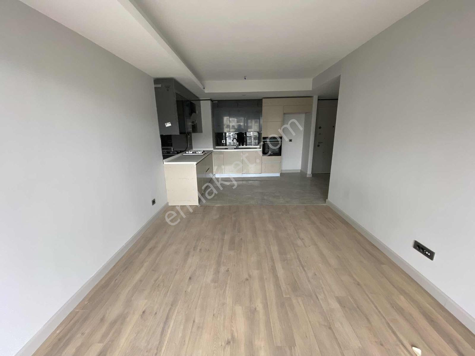 Referans Beylikdüzü Kiralık Sıfır 2+1 77 M2 Peyzaj Cephe - Görsel 6