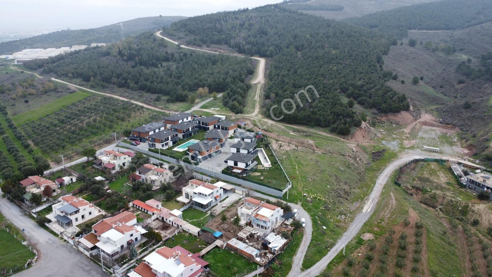 Kayalıoğlunda Bahçeli 457 M2 Villa - Görsel 27