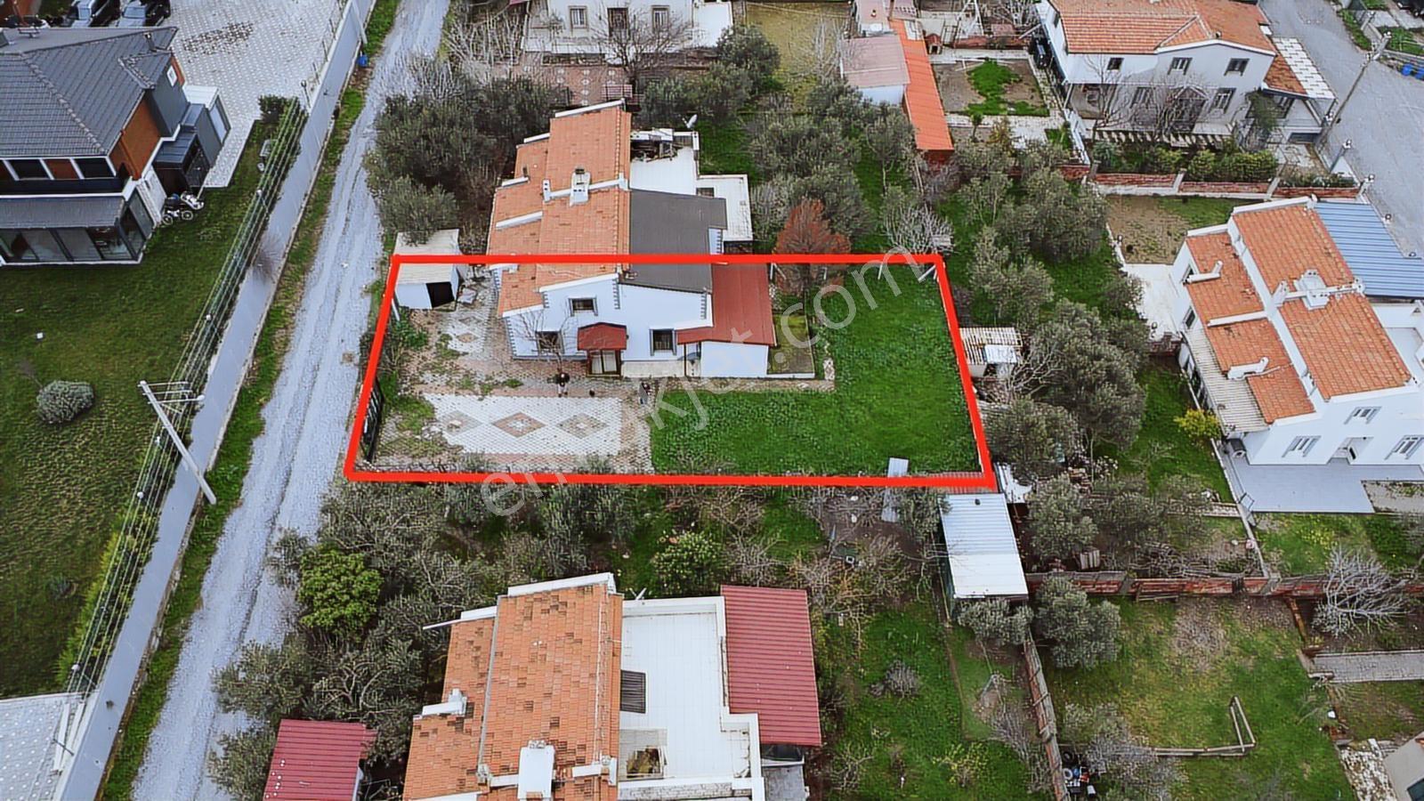 Kayalıoğlunda Bahçeli 457 M2 Villa - Görsel 30