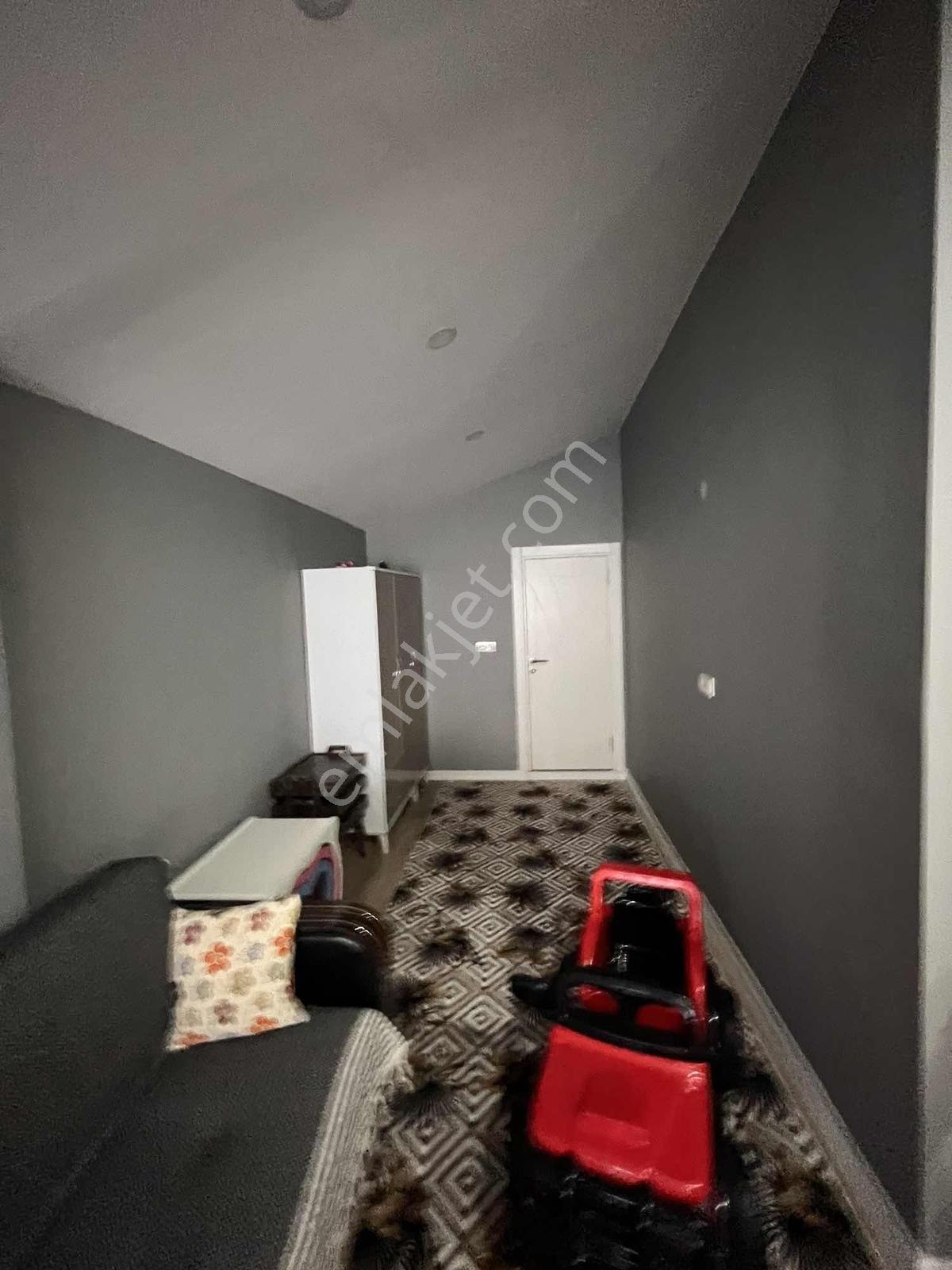 Kaçmazer'den Turan Mahallesinde Eşyalı 5+1 Dubleks Kiralık - Görsel 21