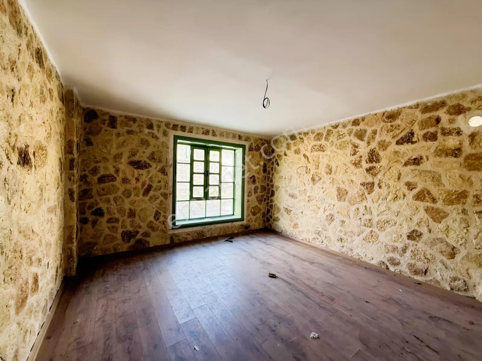 Çırağan Gayrimenkul'den Güllübağ'da Satılık Doğal Taş Villa - Görsel 20