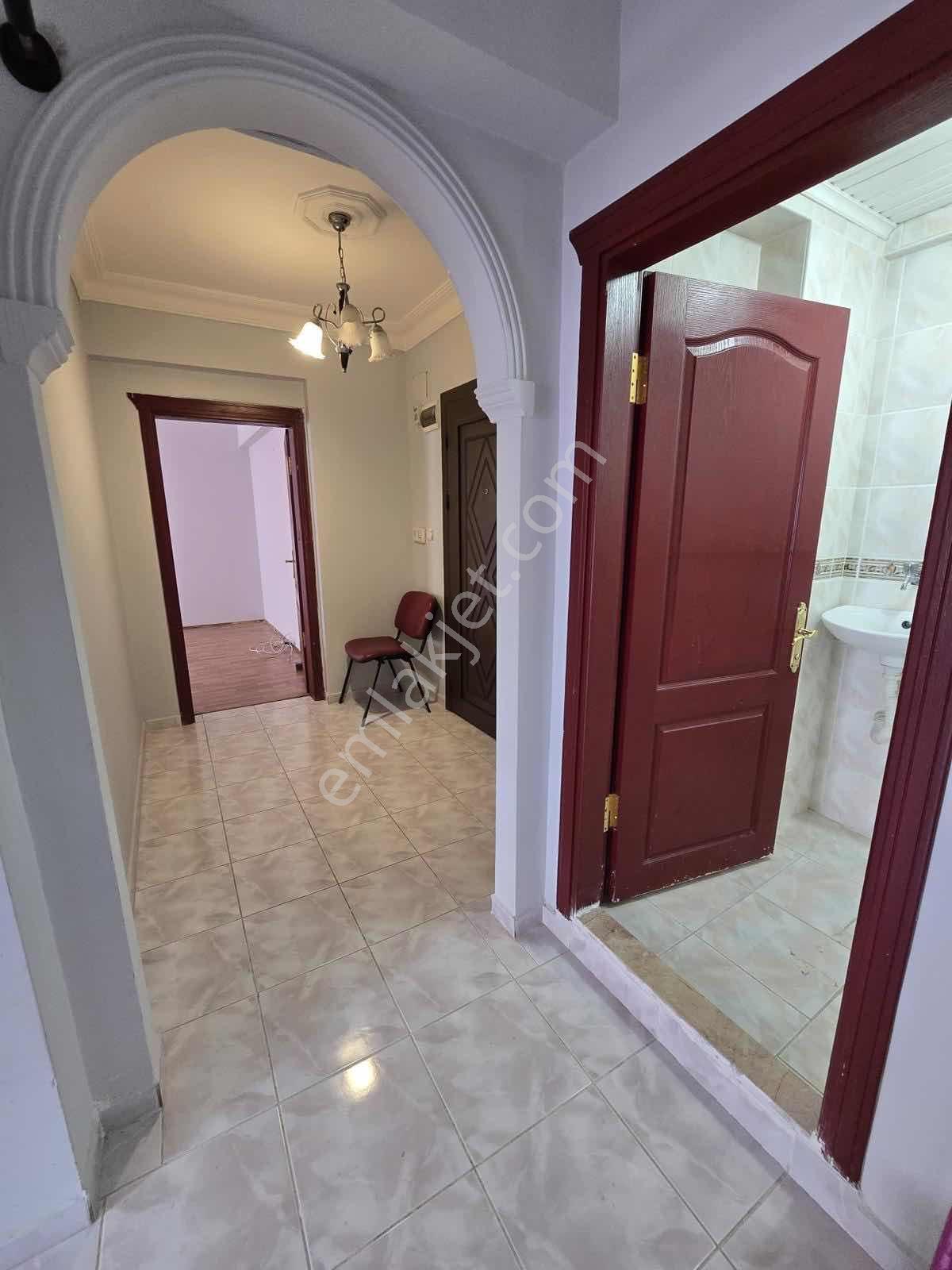 Şükrü Sağlam'dan Ömürevlerin'de Masrafsız Kiralık 3+1 Daire - Görsel 14