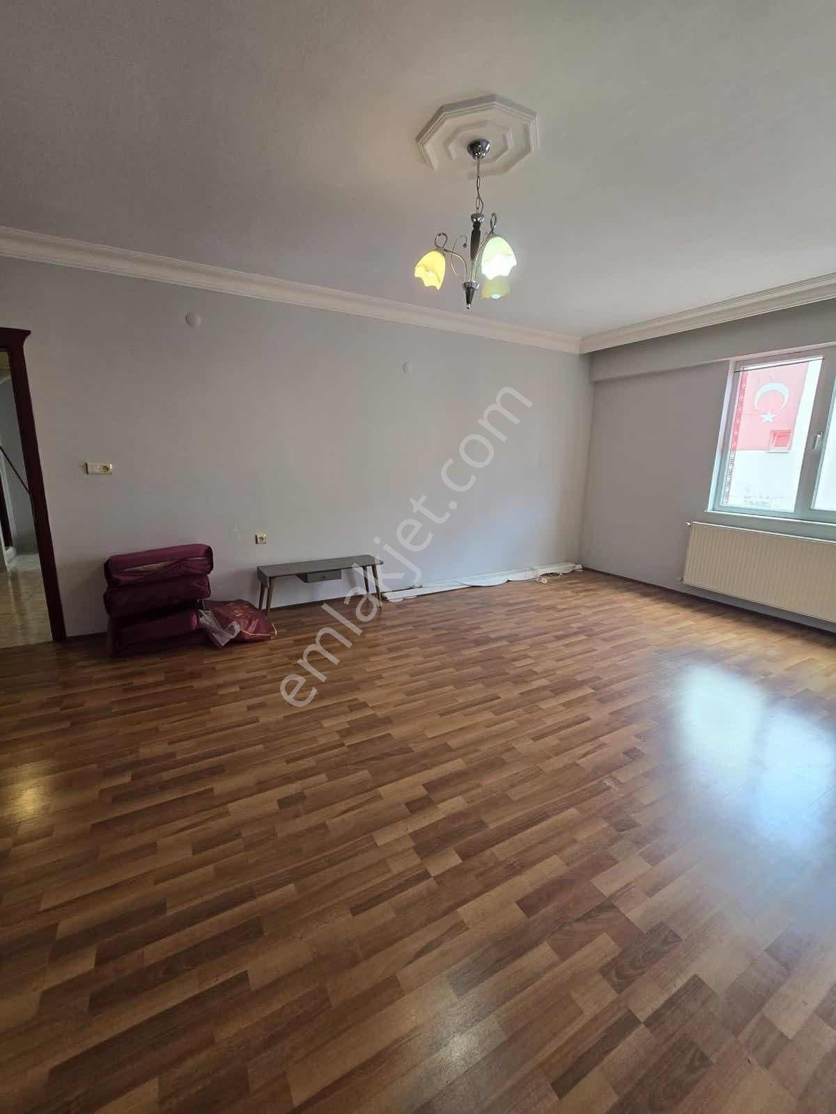 Şükrü Sağlam'dan Ömürevlerin'de Masrafsız Kiralık 3+1 Daire - Görsel 10
