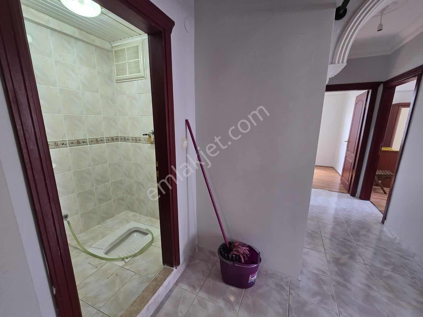 Şükrü Sağlam'dan Ömürevlerin'de Masrafsız Kiralık 3+1 Daire - Görsel 19
