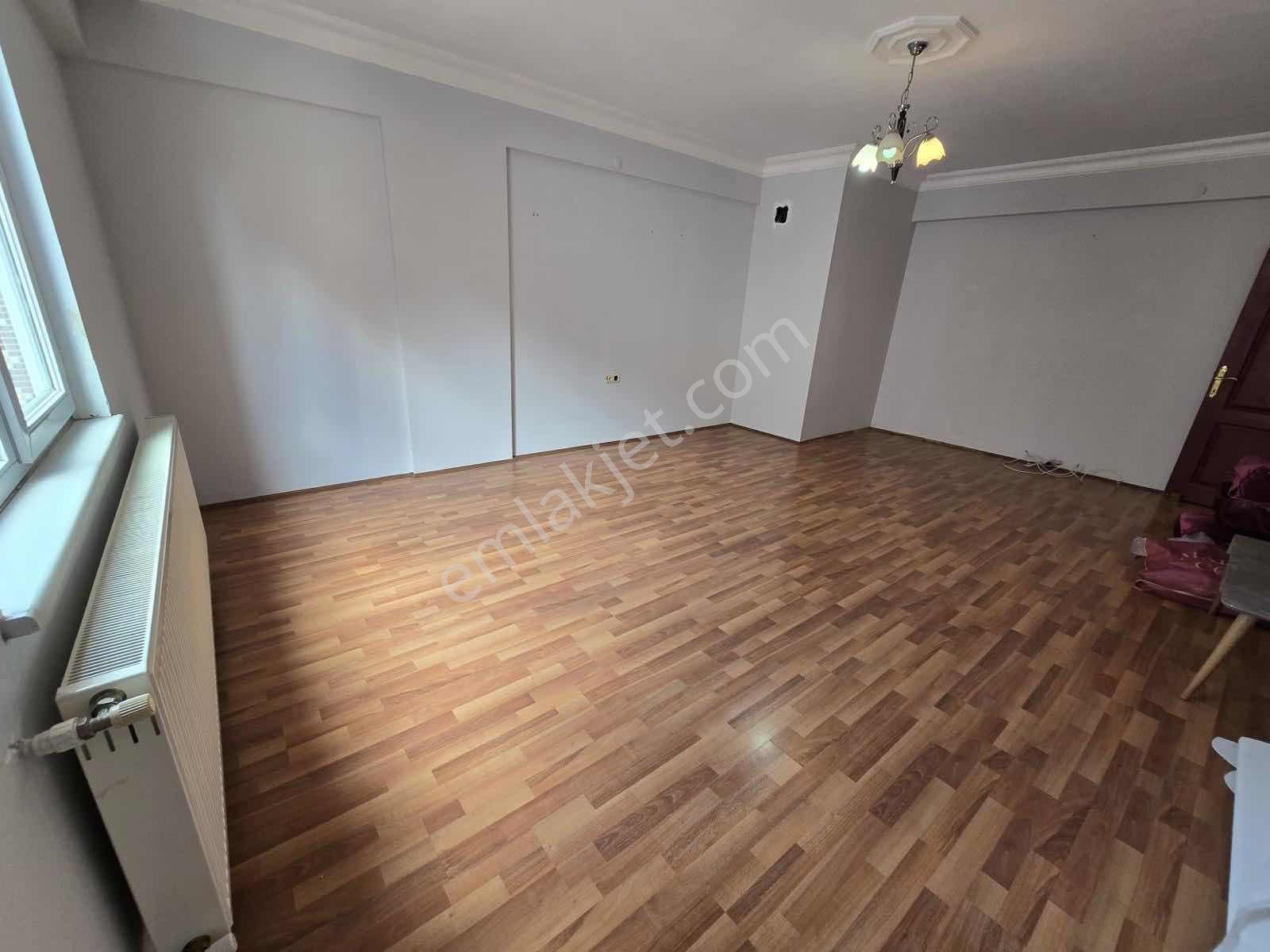 Şükrü Sağlam'dan Ömürevlerin'de Masrafsız Kiralık 3+1 Daire - Görsel 23