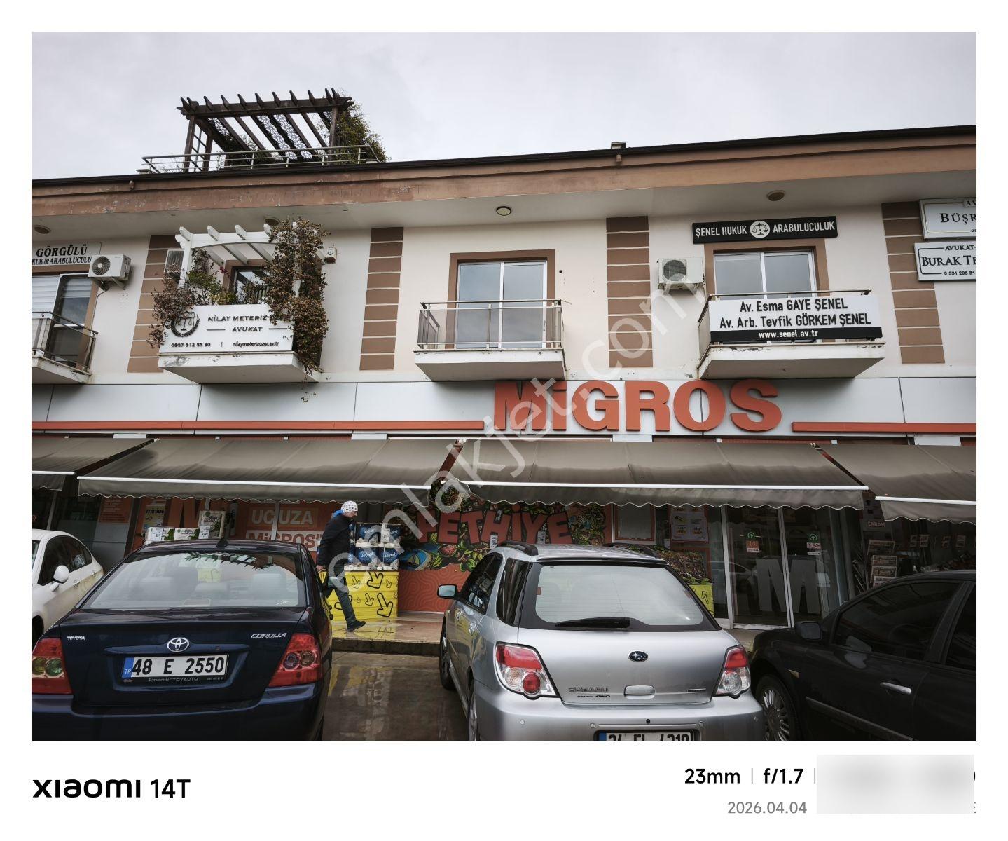 Yergüzler Caddesi, Müstakil Girişli Kiralik 4+1