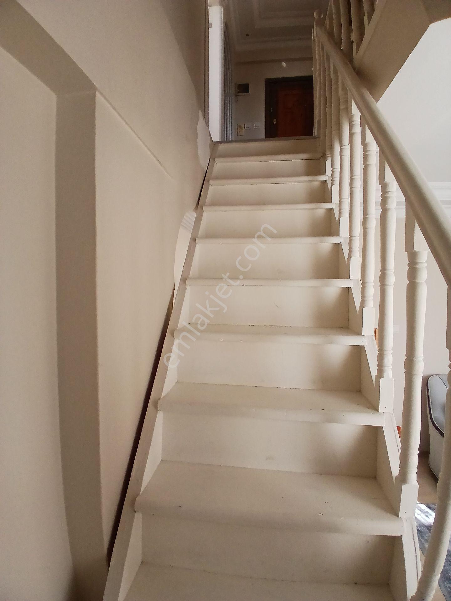 Bahçelievler Basın Sitesi İle İlkyuva Arası Kapalı Teraslı 3+2 140m2 Asansörlü Kredilidubleks Daire - Görsel 21