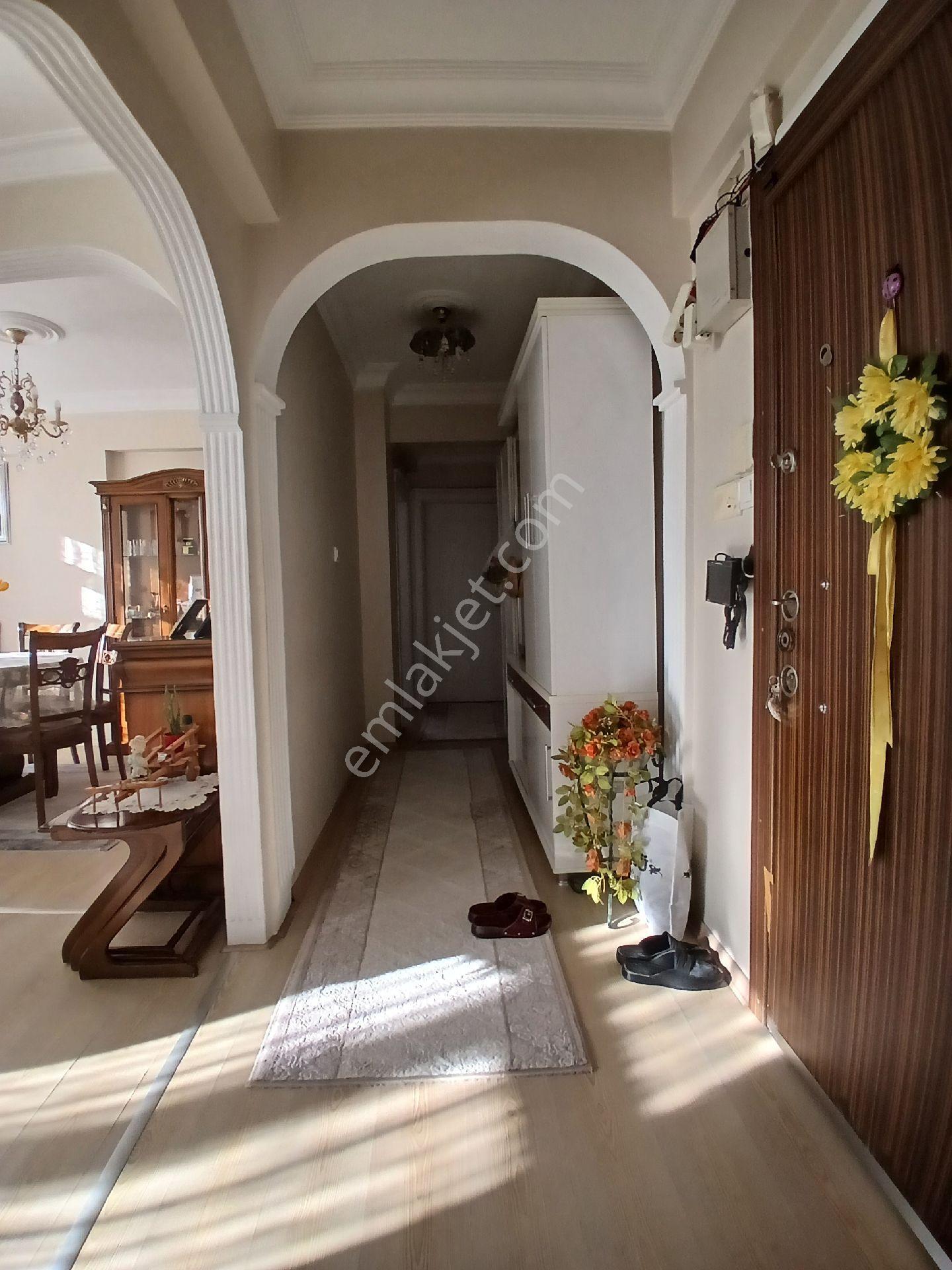 Bahçelievler Basın Sitesi İle İlkyuva Arası Kapalı Teraslı 3+2 140m2 Asansörlü Kredilidubleks Daire - Görsel 19
