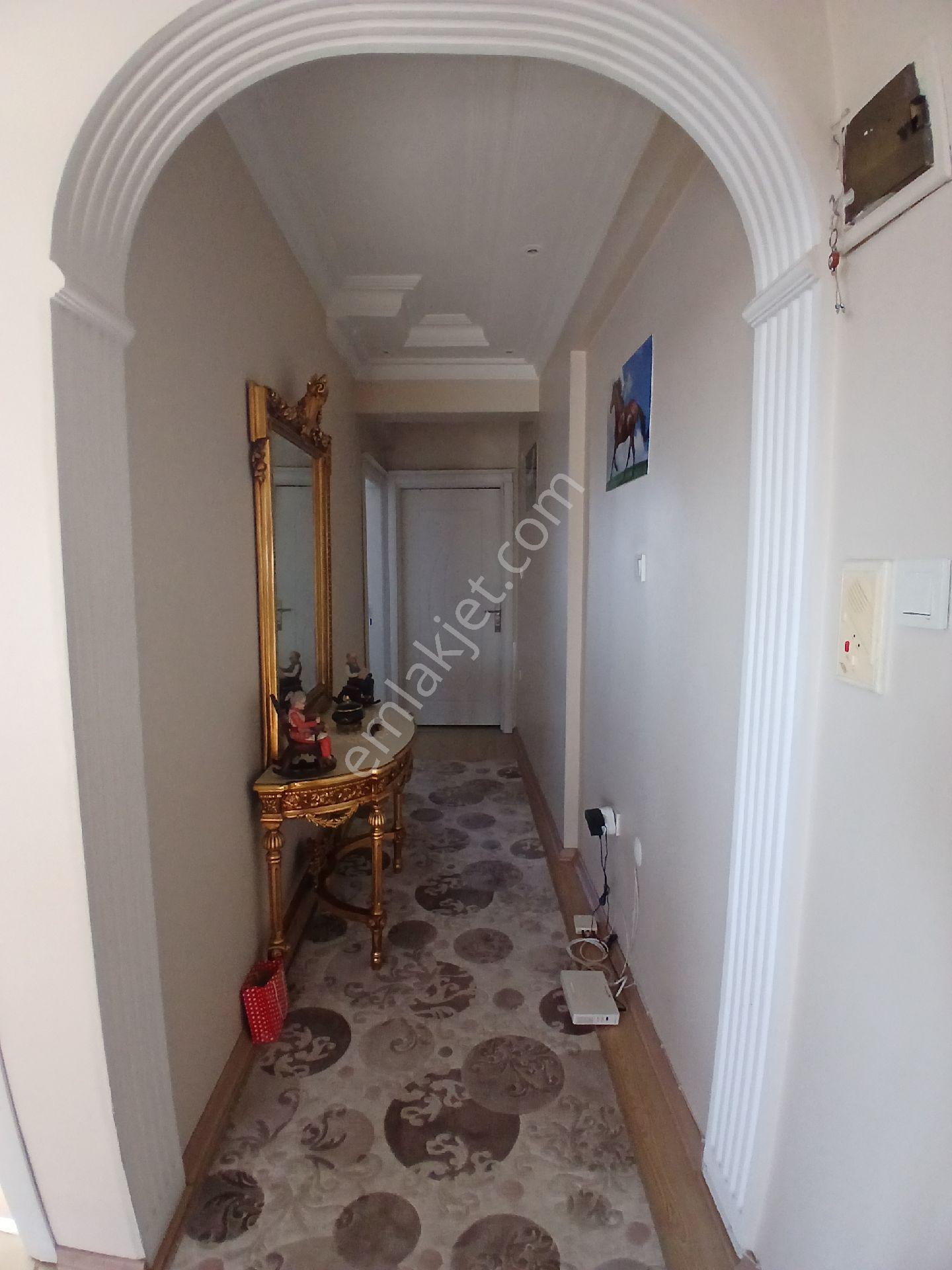 Bahçelievler Basın Sitesi İle İlkyuva Arası Kapalı Teraslı 3+2 140m2 Asansörlü Kredilidubleks Daire - Görsel 28