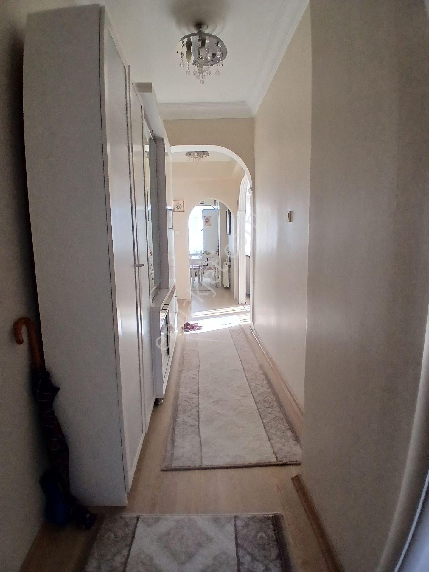 Bahçelievler Basın Sitesi İle İlkyuva Arası Kapalı Teraslı 3+2 140m2 Asansörlü Kredilidubleks Daire - Görsel 24