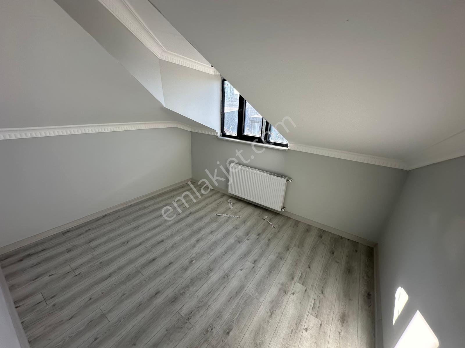 Projemax Gyo Dan Sultangazi Habipler Mahallesinde 4+2 160 M2 Dublex - Görsel 24