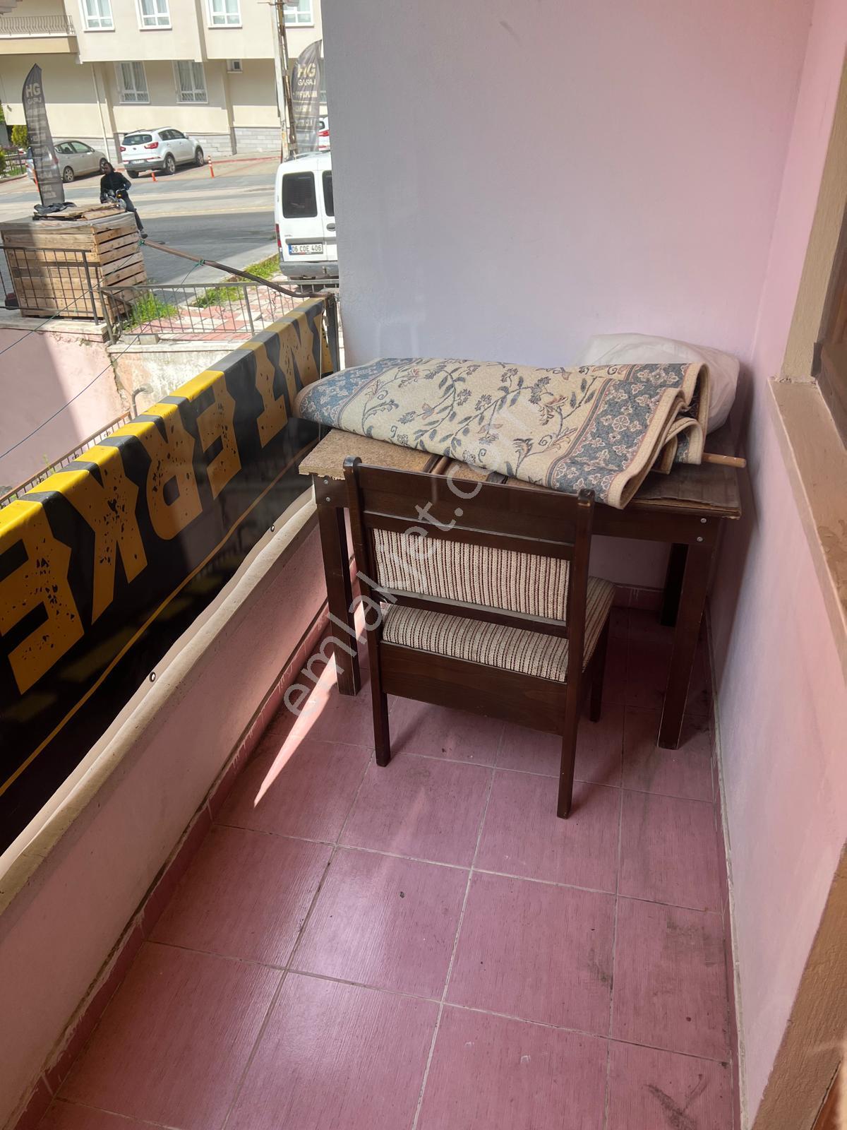 Baltacılar Cadde Üzerinde Kat Konumlu 3+1 Kiralık - Görsel 21