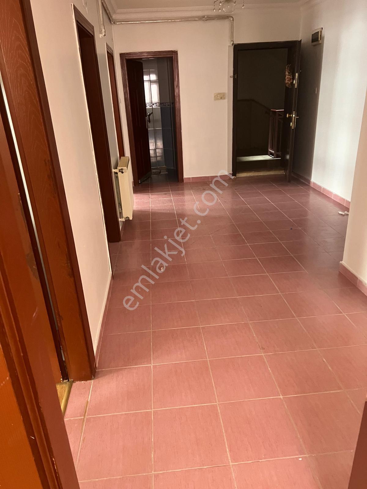 Baltacılar Cadde Üzerinde Kat Konumlu 3+1 Kiralık - Görsel 8