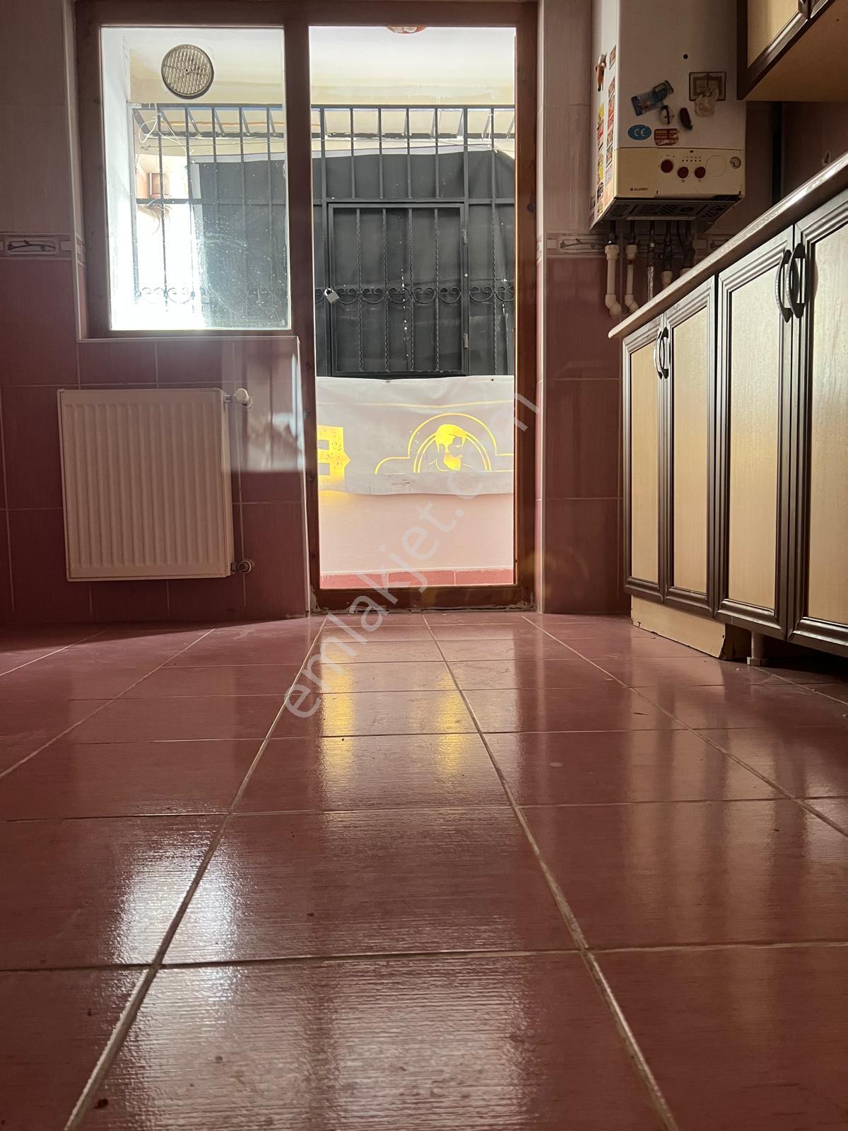 Baltacılar Cadde Üzerinde Kat Konumlu 3+1 Kiralık - Görsel 27