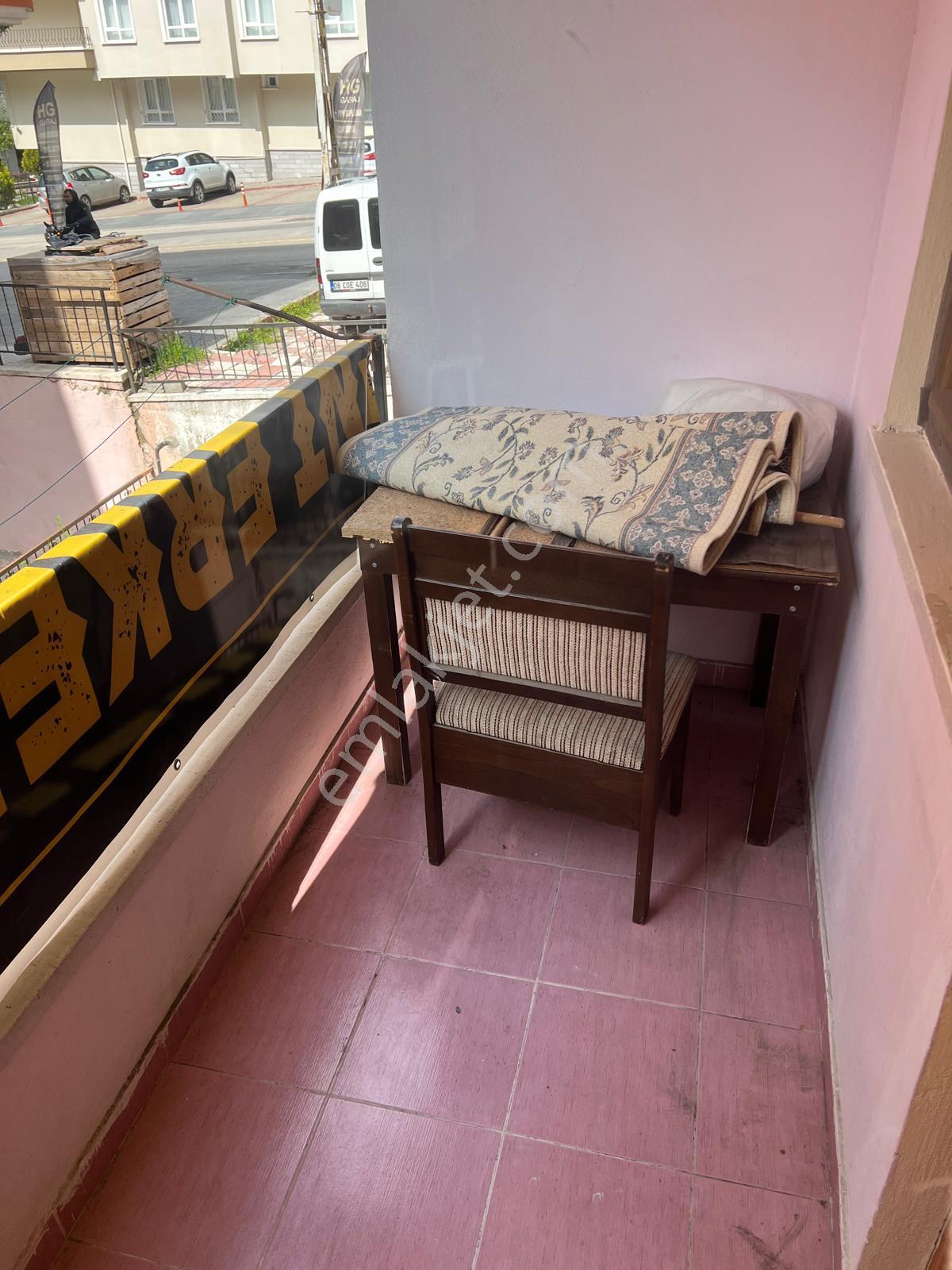 Baltacılar Cadde Üzerinde Kat Konumlu 3+1 Kiralık - Görsel 18