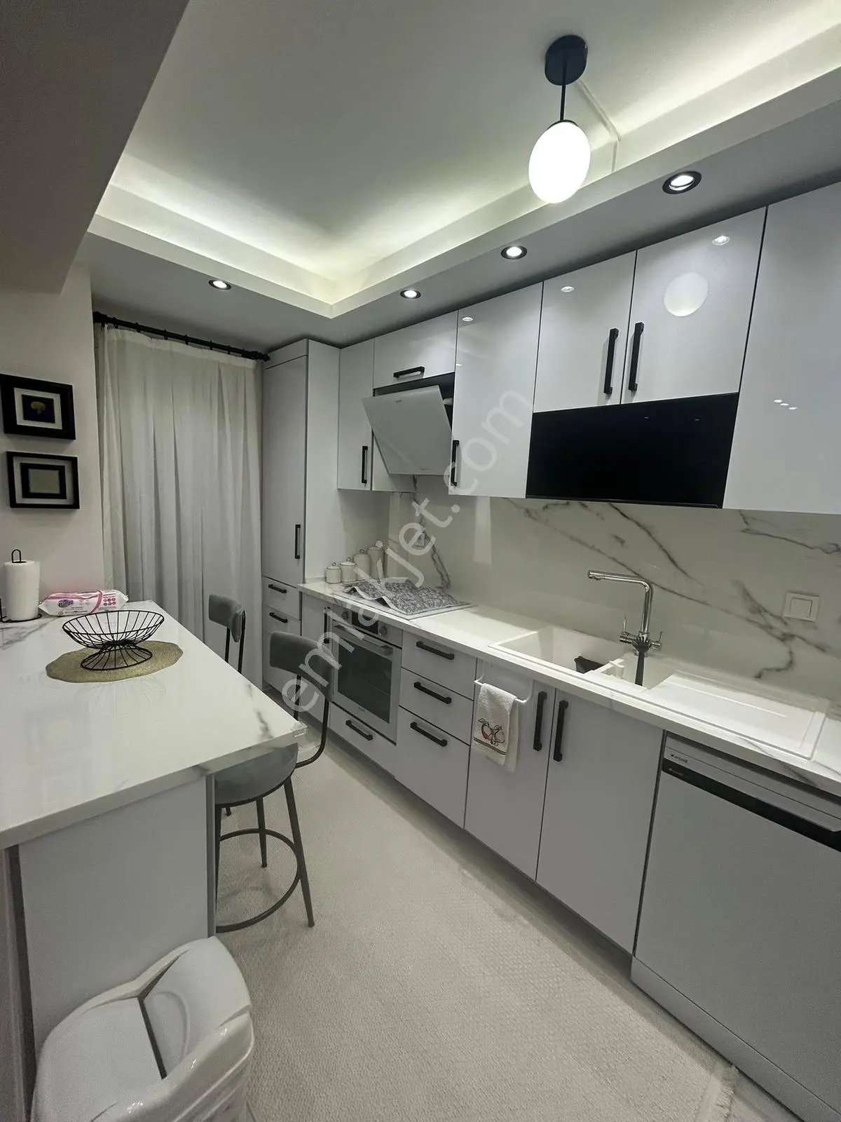 Köşklüçeşme Mah Site İçi Lüx Yapılı Ferah Balkonlu 2+1 Satılık - Görsel 2