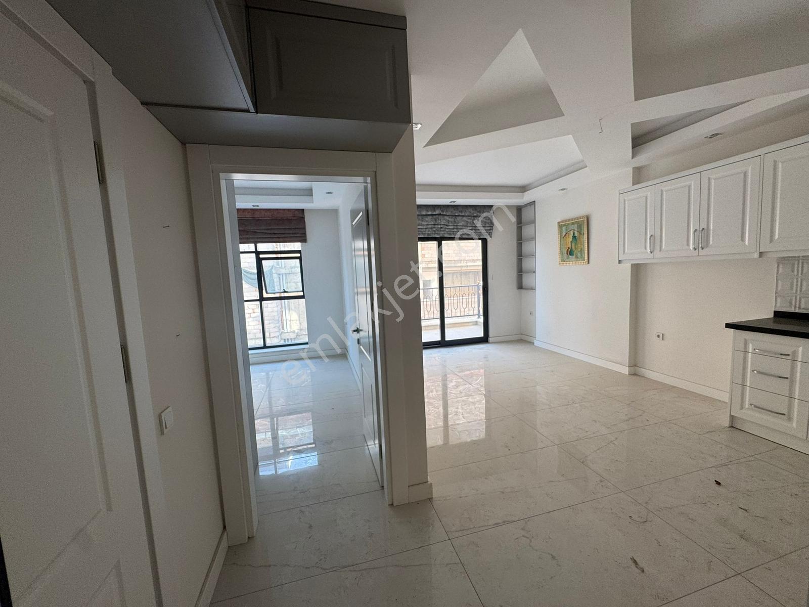 Alanya Mahmutlar 1+1 52m2 Lüx Kompleks Site Deniz 600 M Fırsattt - Görsel 8