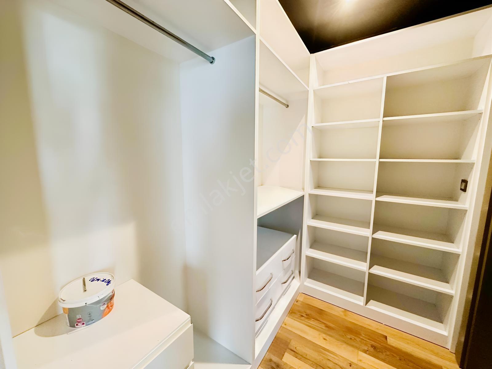 Konaklar Bölgesinde Prestijli Sitede Lüks 3+1 Satılık Daire - Görsel 14