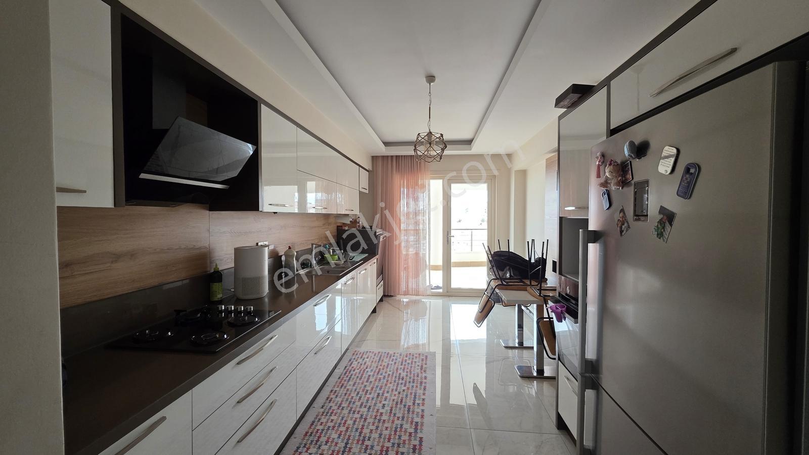 Ned Serrapark Sitesi'nde Ebeveyn Banyolu Kiralık 3+1 Daire