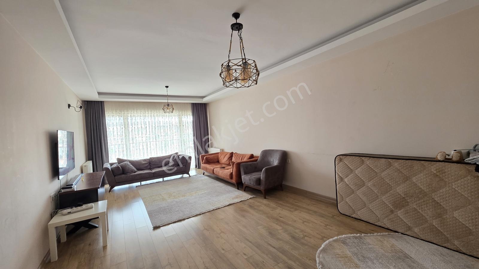 Ned Serrapark Sitesi'nde Ebeveyn Banyolu Kiralık 3+1 Daire - Görsel 15