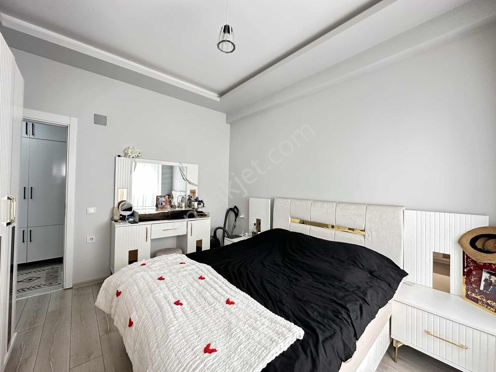 #yat# Su Hastanesi Civarı 2+1 Yeni Bina - Görsel 2