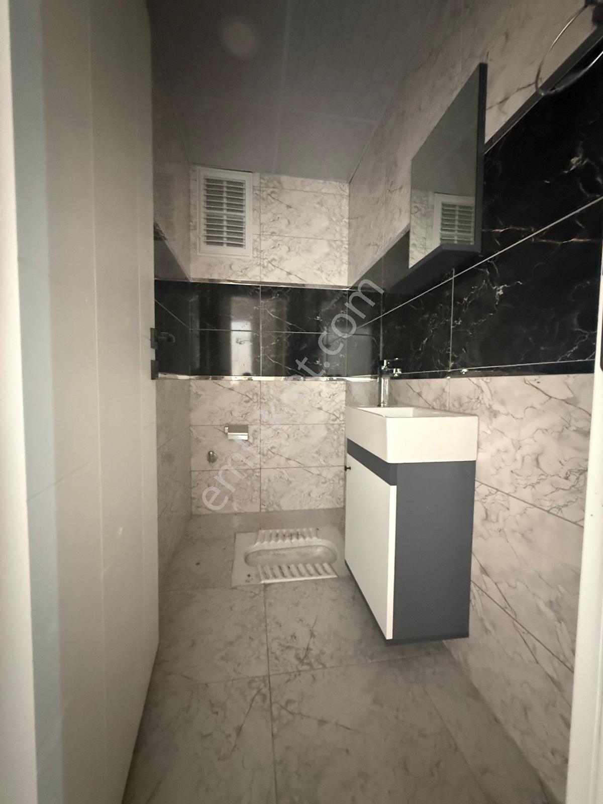 Sarayburnu Camii Karşısında Satılık 2+1 Daire - Görsel 8