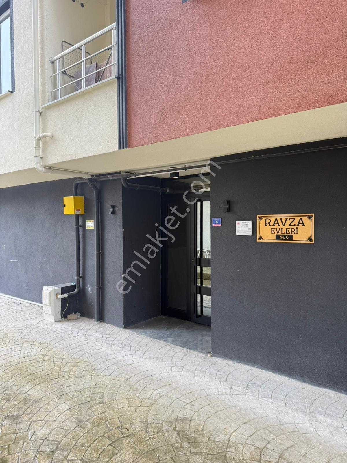 Sarayburnu Camii Karşısında Satılık 2+1 Daire - Görsel 22