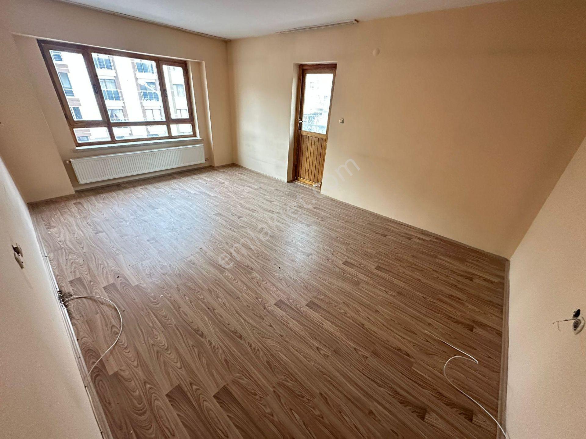 19 Mayıs Cadde Üzeri 3+1 Bağımsız Ön Cephe Yalıtımlı Bina Acil!! - Görsel 3