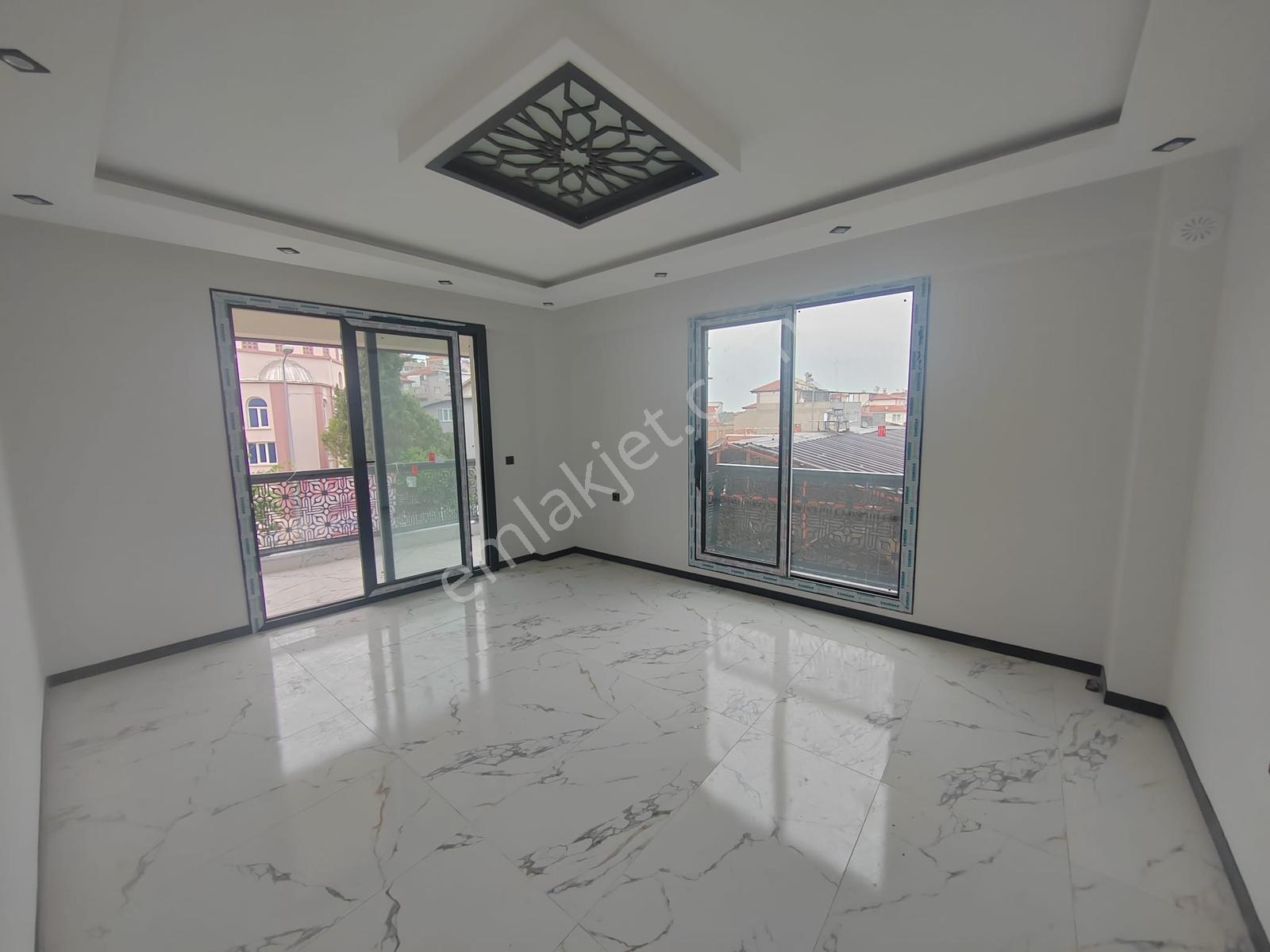 Kiralık! Hüdai Oral Caddesinde 2+1 Sıfır Daire