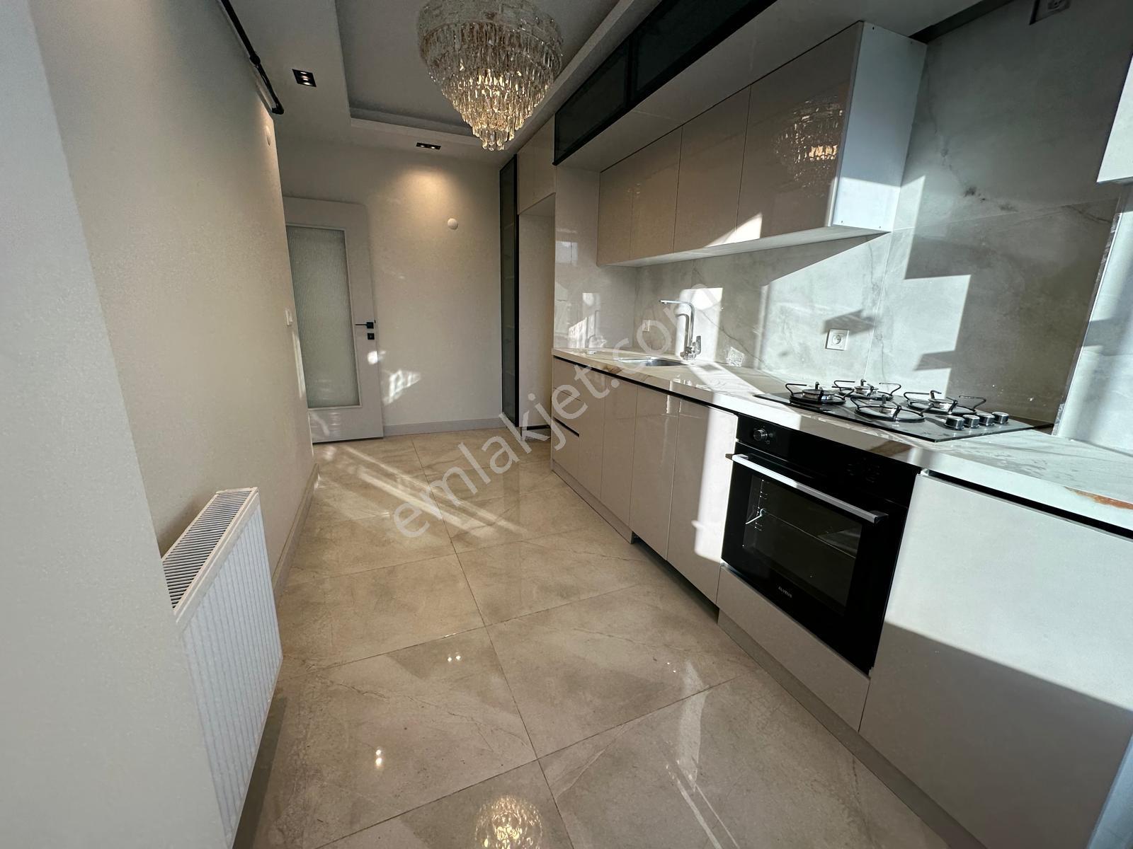 Projemax Dan Sultangazi İsmet Paşa Mahallesinde 3+1 120 M2 4.kat Daire - Görsel 22