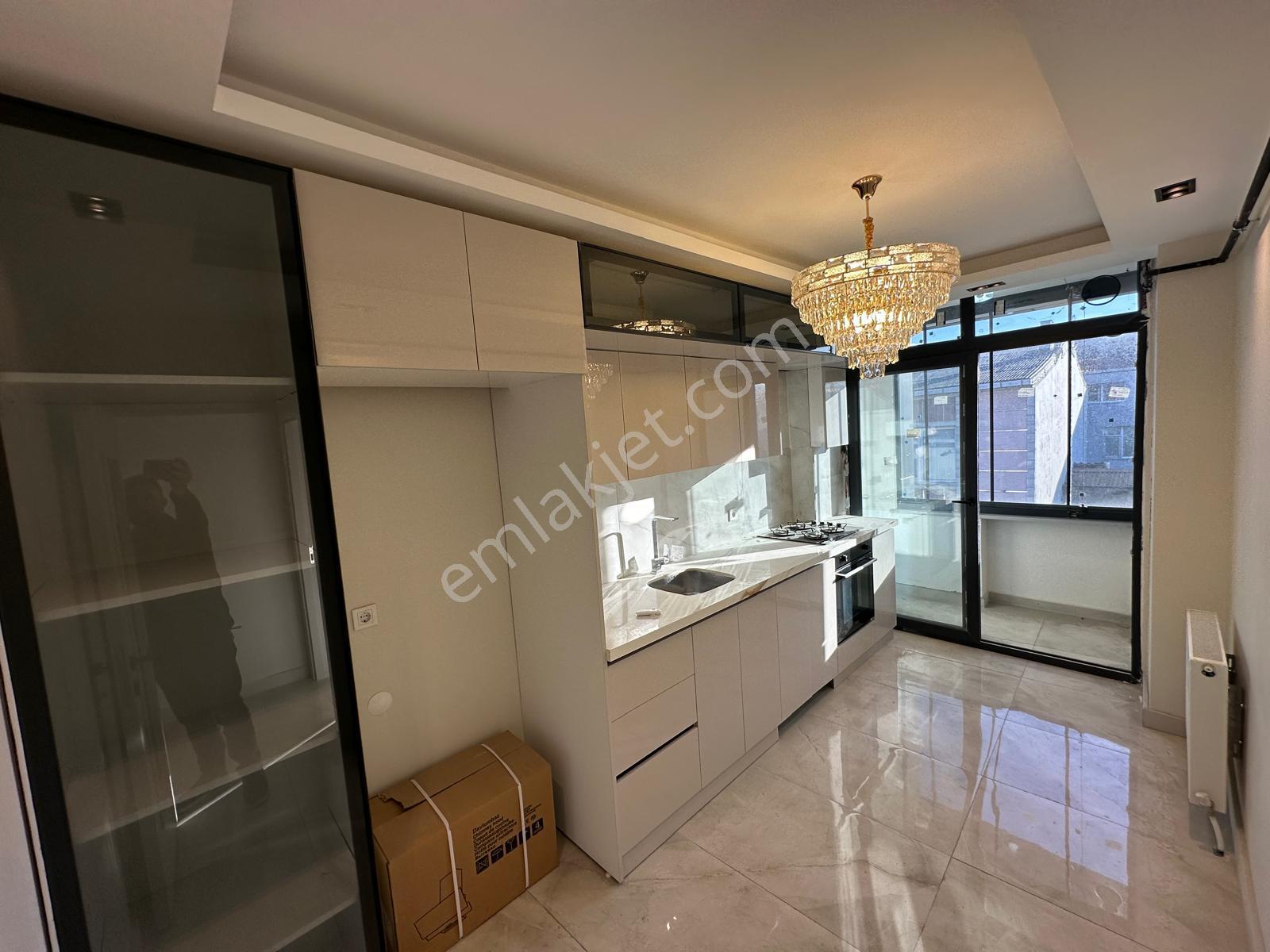 Projemax Dan Sultangazi İsmet Paşa Mahallesinde 3+1 120 M2 4.kat Daire - Görsel 18