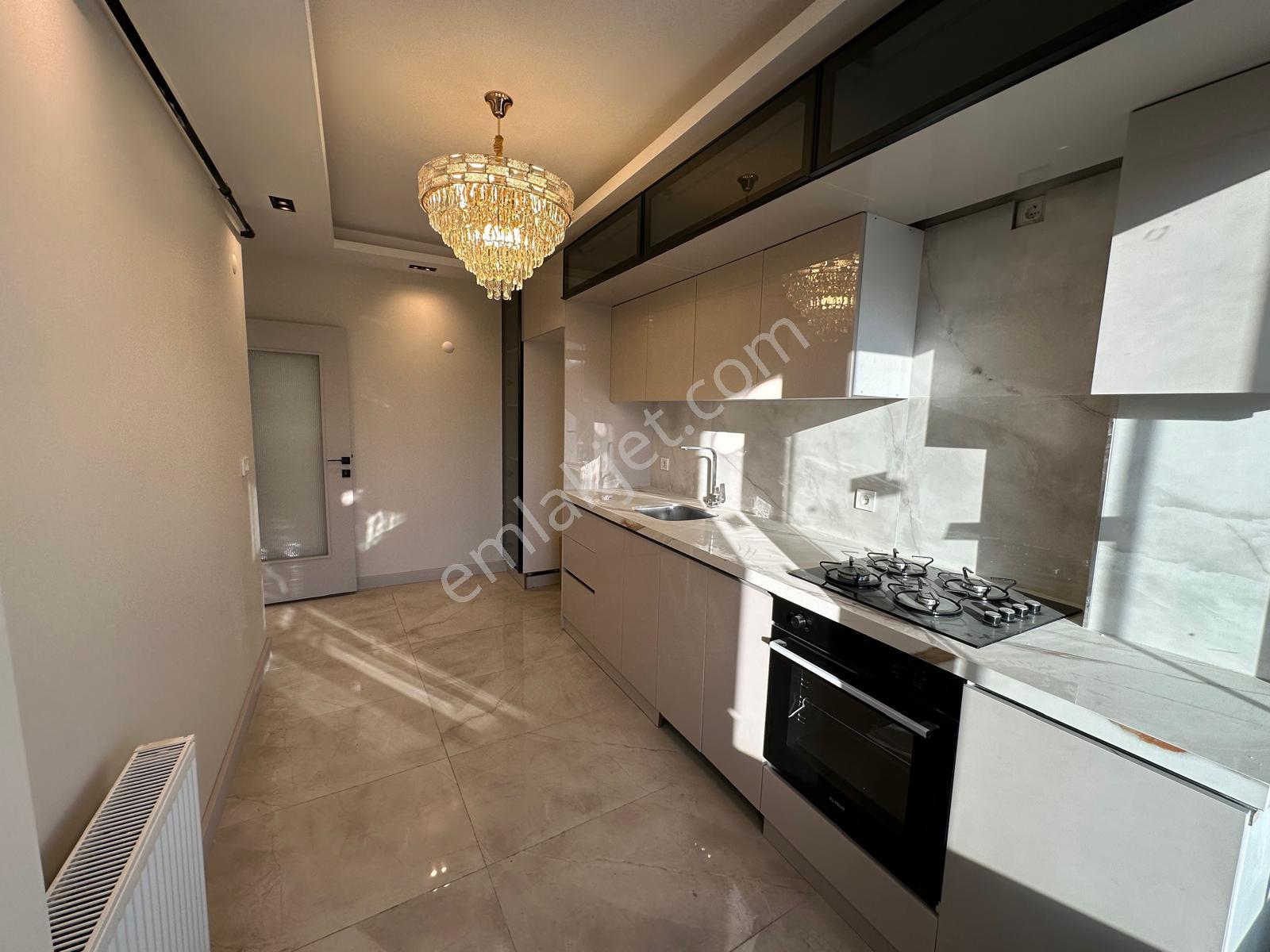 Projemax Dan Sultangazi İsmet Paşa Mahallesinde 3+1 120 M2 4.kat Daire - Görsel 21