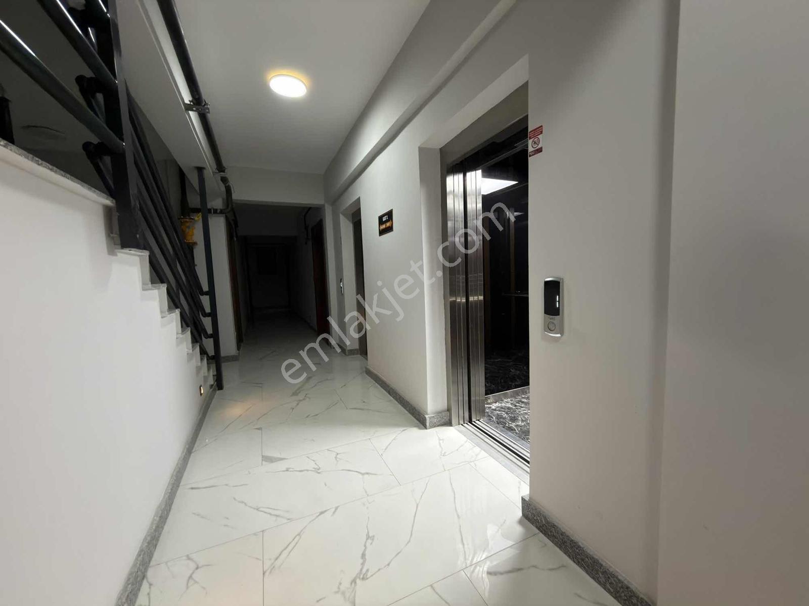Menemen Koyunderede Satılık Daire 2+1 Site İçerisinde Havuzlu - Görsel 8