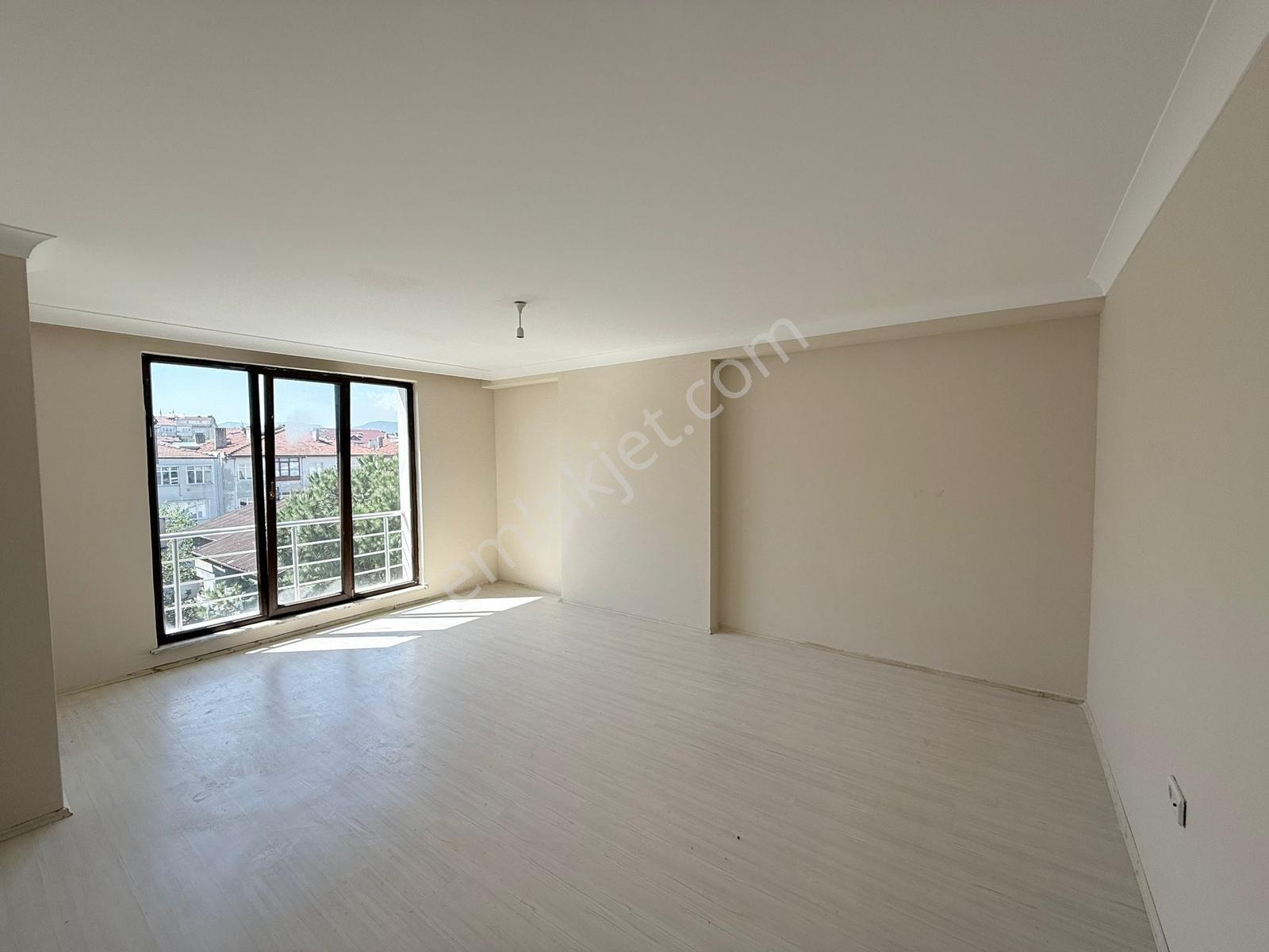 Yalova Merkez Rüstempaşa Yeni Binada 3+1 Aileye Uygun Kiralık - Görsel 9