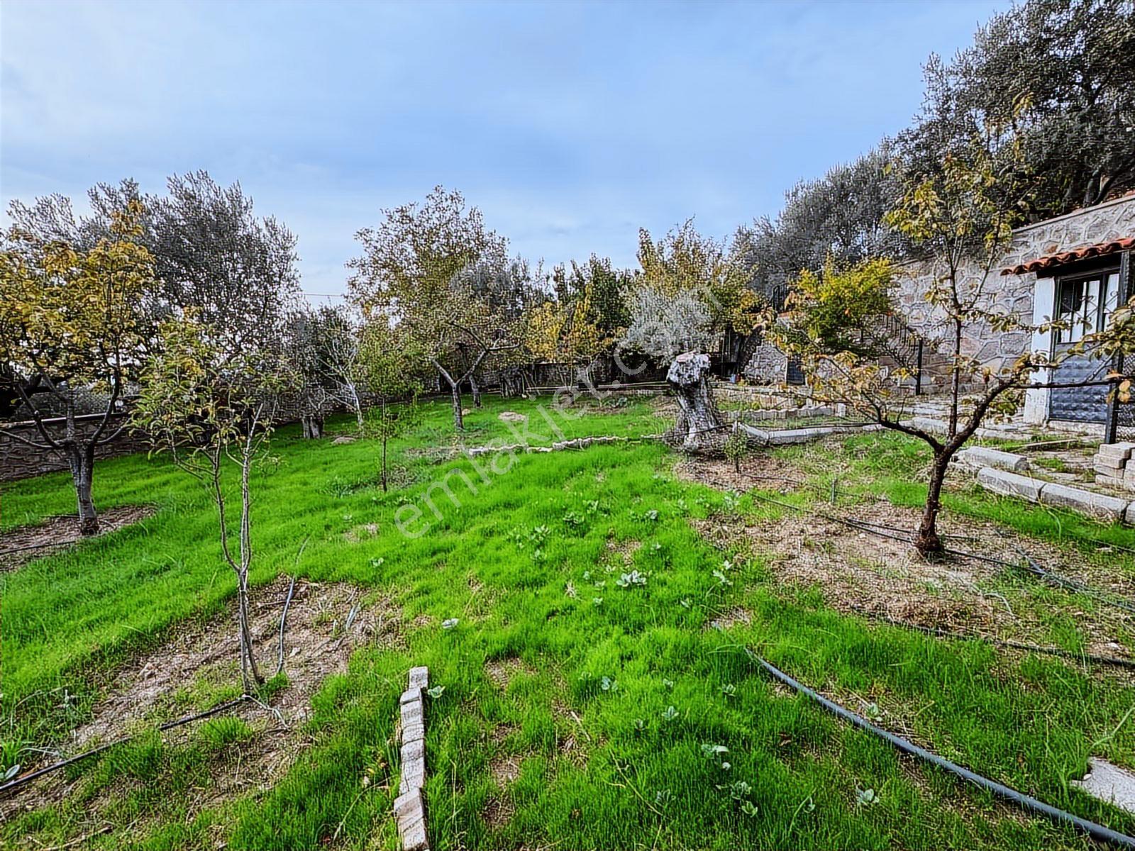 Bornova Yakaköy De Satılık Villa - Takasa Açık - Görsel 17