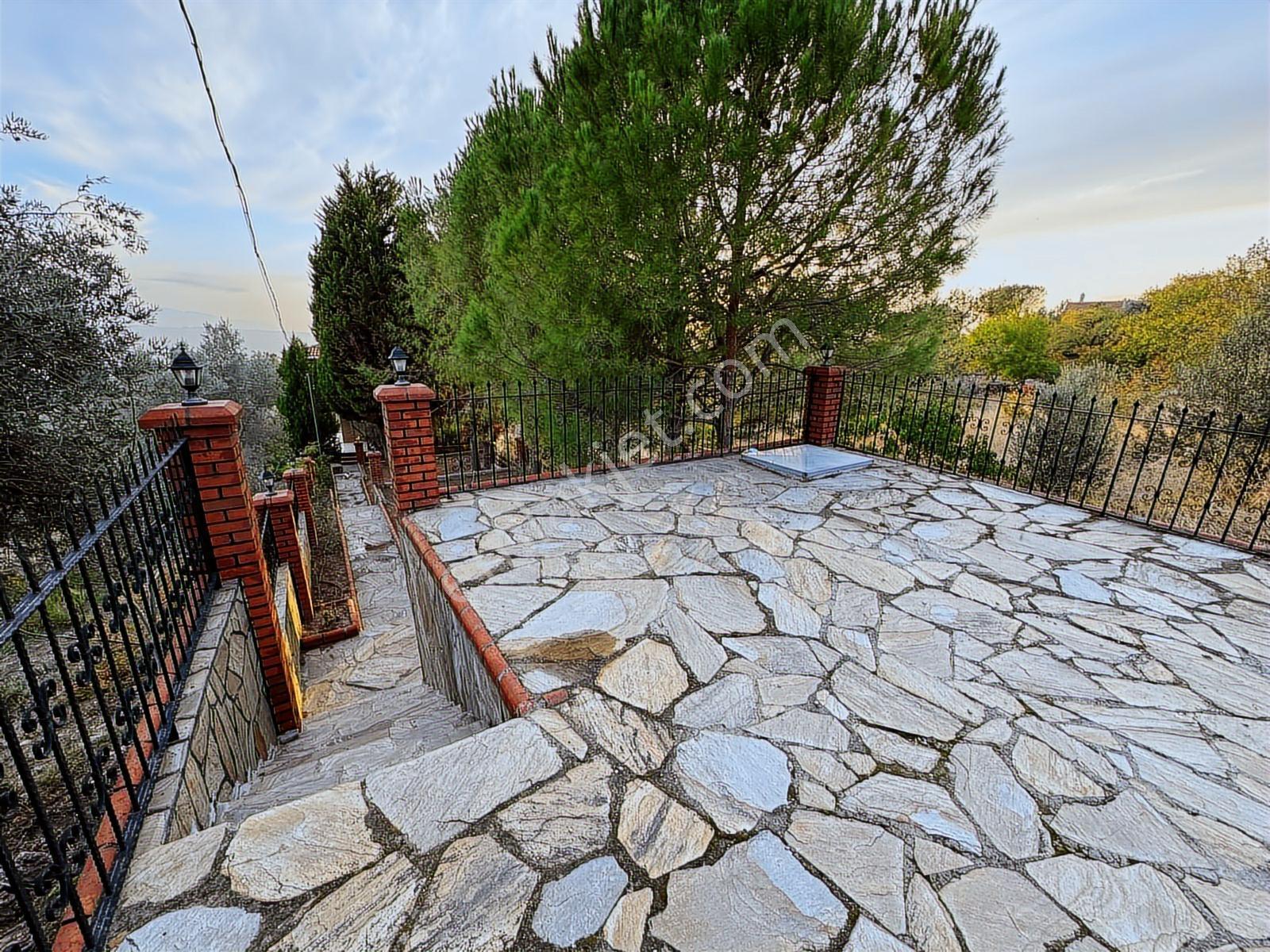 Bornova Yakaköy De Satılık Villa - Takasa Açık - Görsel 21