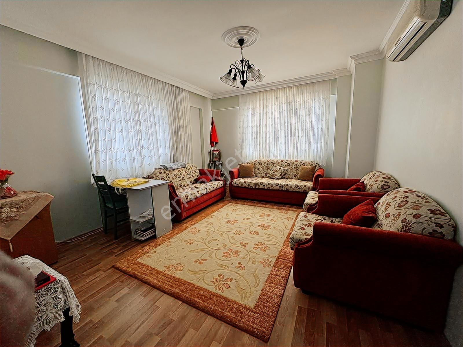Bornova Yakaköy De Satılık Villa - Takasa Açık - Görsel 26