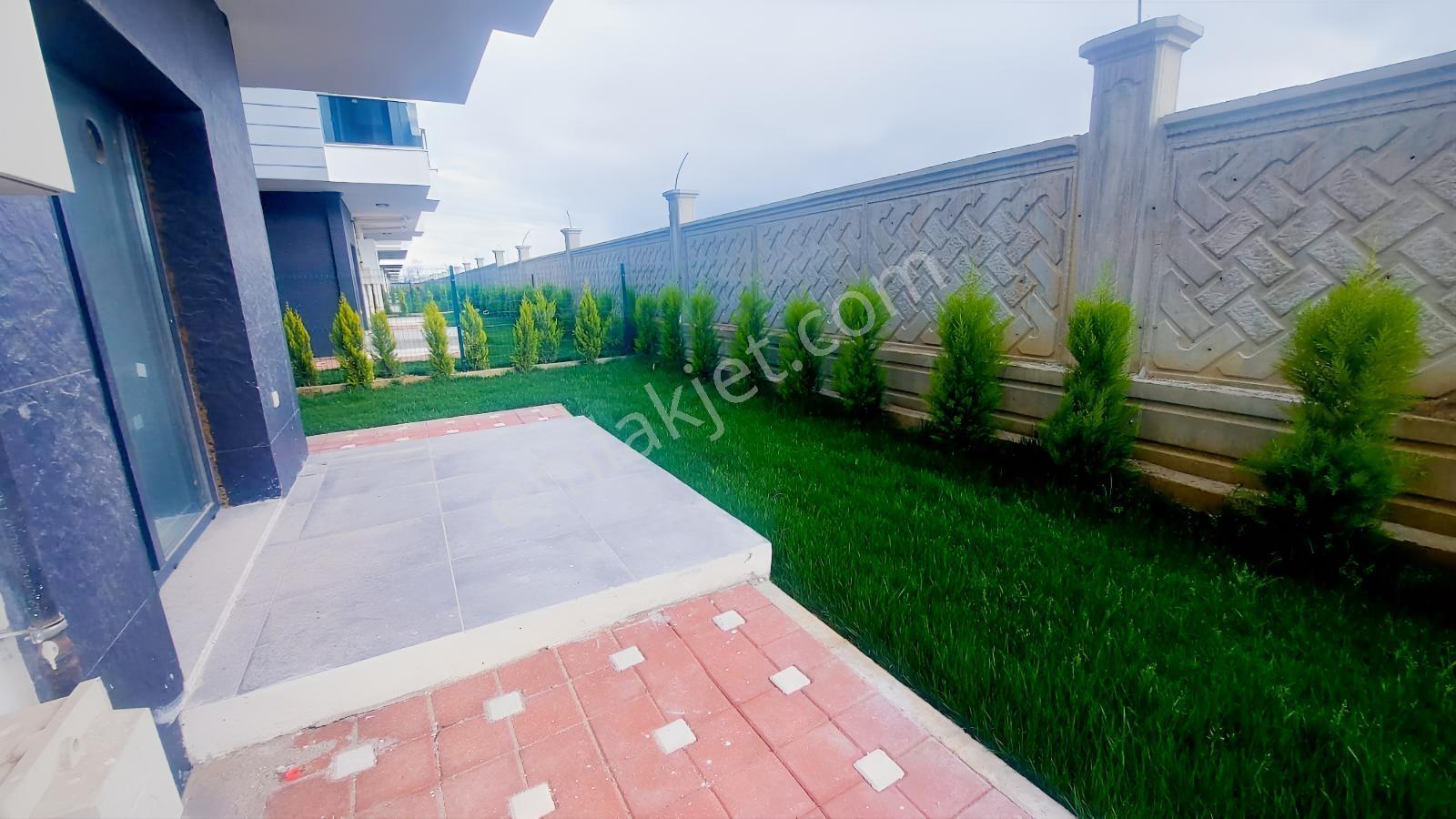 Manisa Karaali Villalar Bölgesi Kiralık İkiz Villa - Görsel 32
