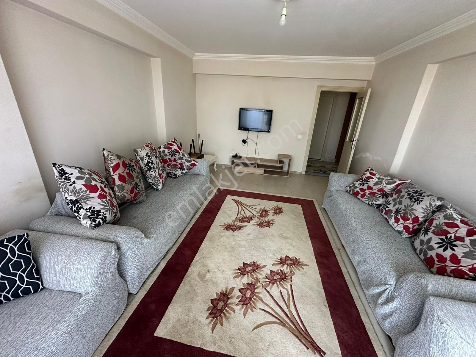 Birlik Emlak'tan Çerkezköy Veliköy'de Eşyalı 3+1 Kiralık Daire
