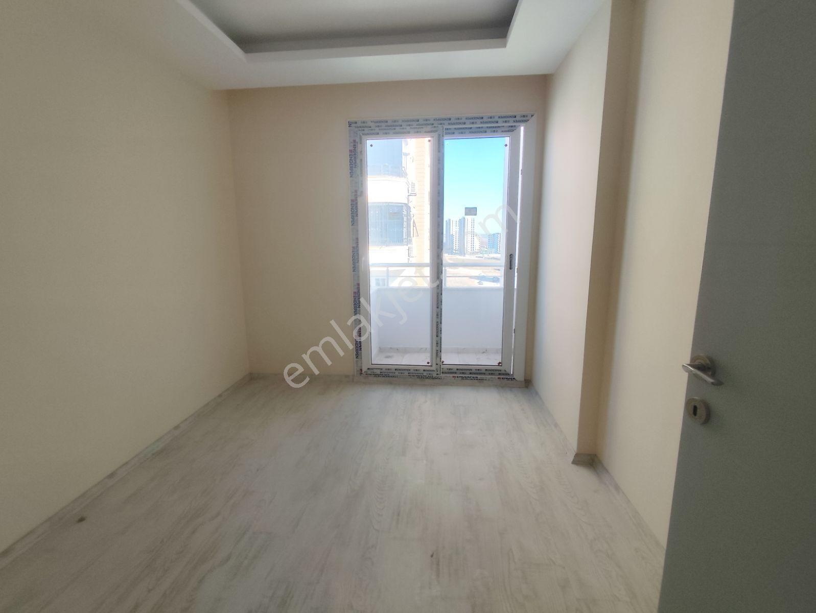 Eminevim'e Uygun Okullara Yakın Sıfır Lüks 2+1 Daire! - Görsel 7