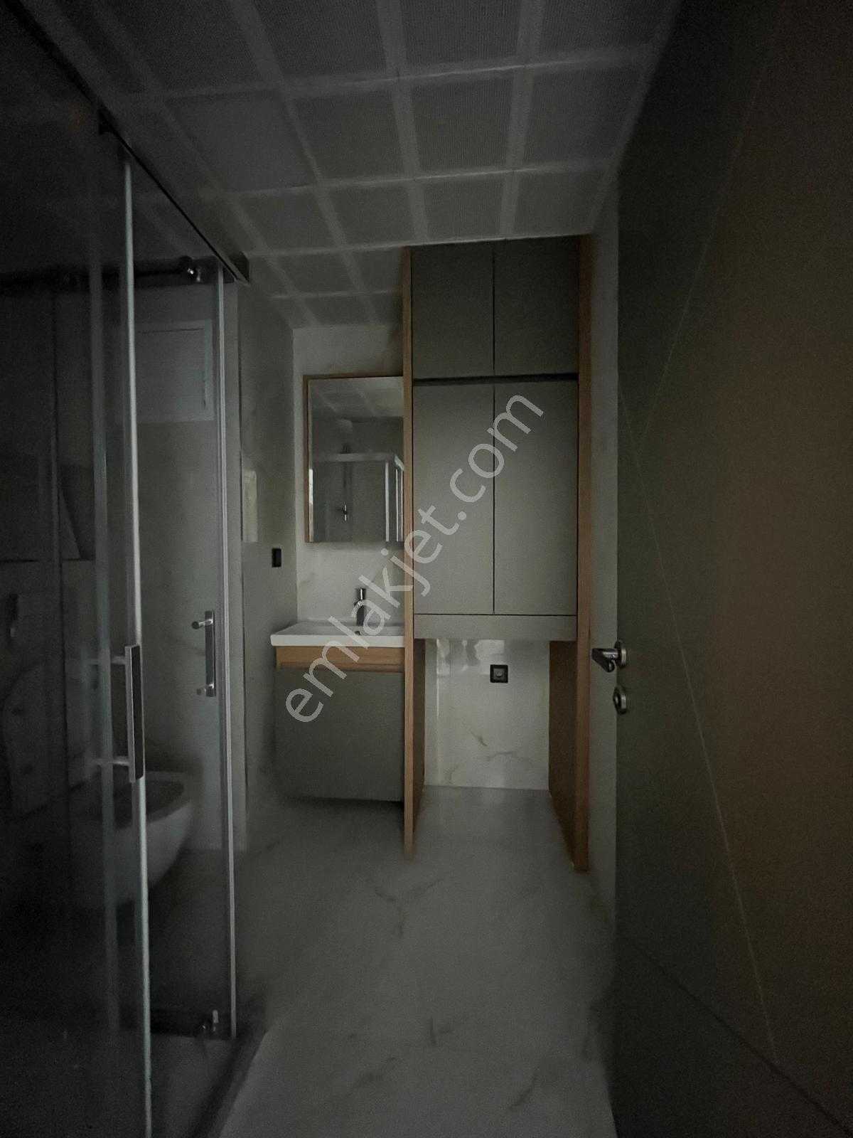 Çaybaşı Mah B.onat Caddesi Yakını Yerden Isıtmalı Lüks 1+1 - Görsel 24