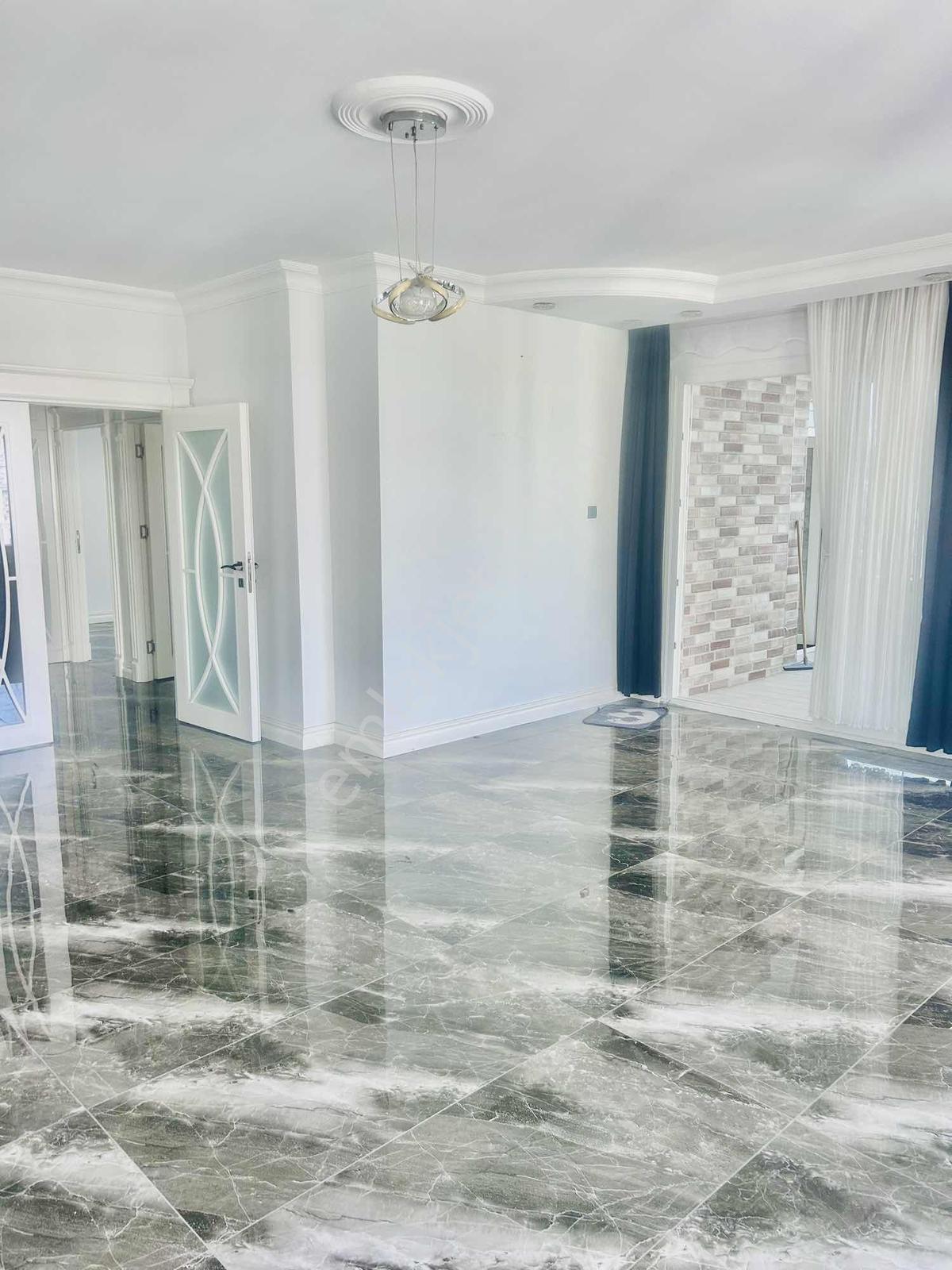 Mersin Mezitli Yenimahlle De Kiralık 3+1 270 M2 Eşyalı - Görsel 38