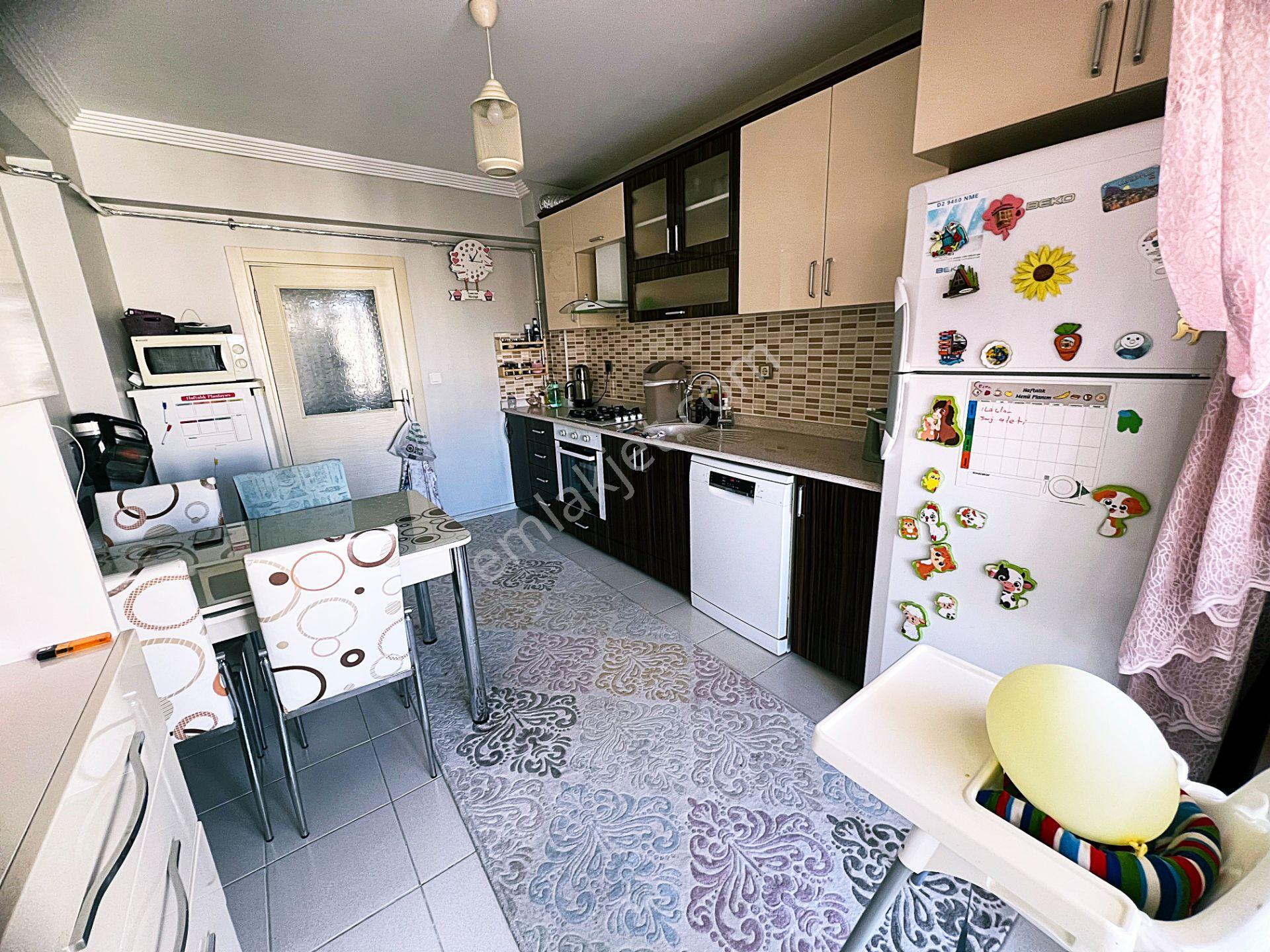 Şentepenin Göbeğinde Seval Ve Piri Cadde Arası Satlık 3+1 Daire - Görsel 5