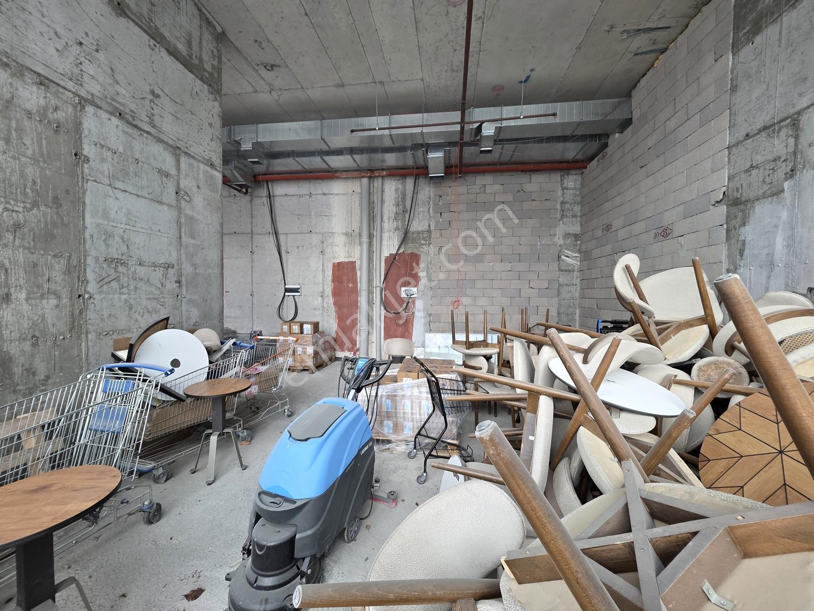 Natoyolunda Sultan Fatih Cad. Üzerinde 42m² Kiralık Dükkan - Görsel 8